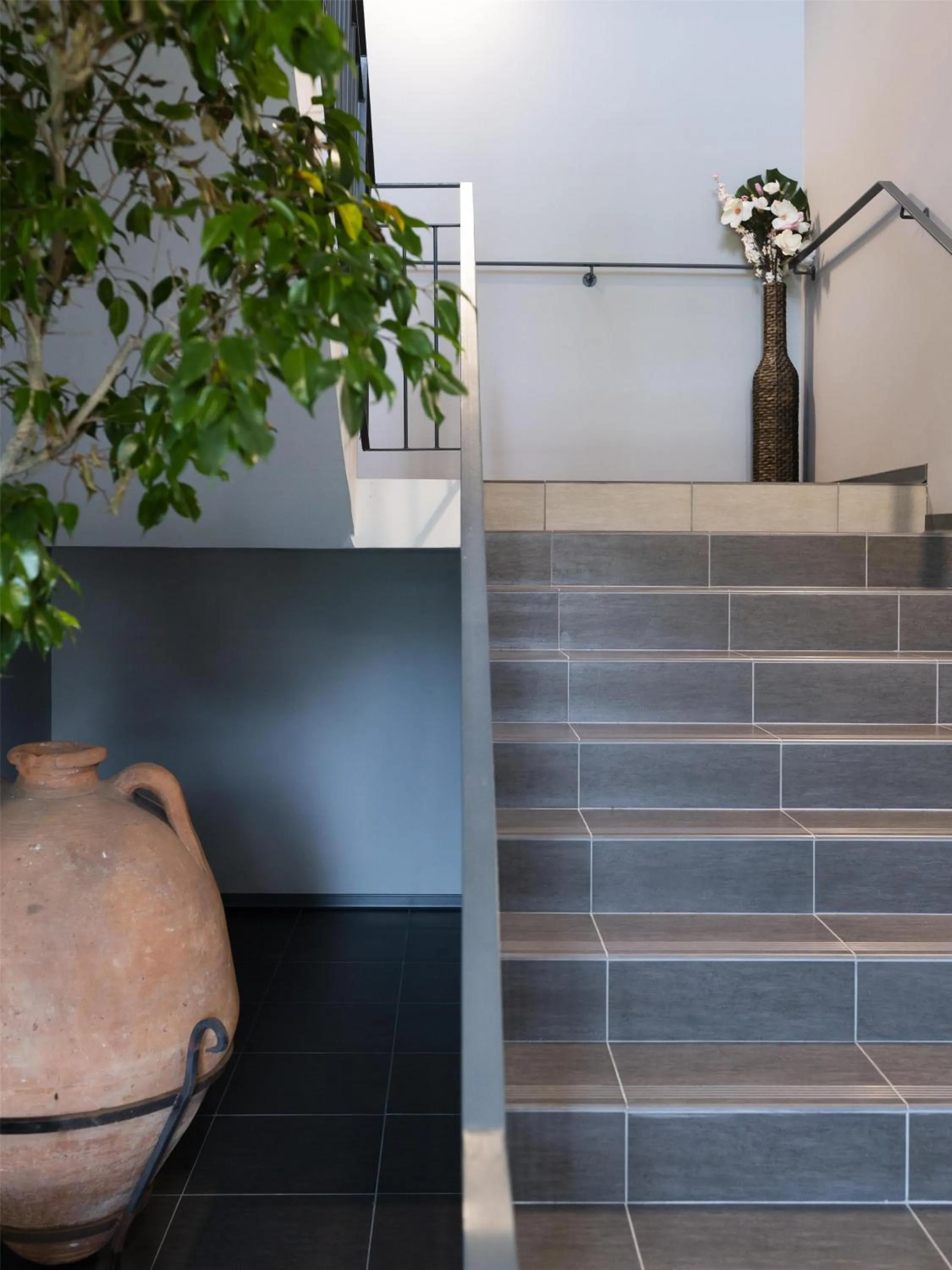 Lobby or reception in Best Western Plus Le Canard sur le Toit