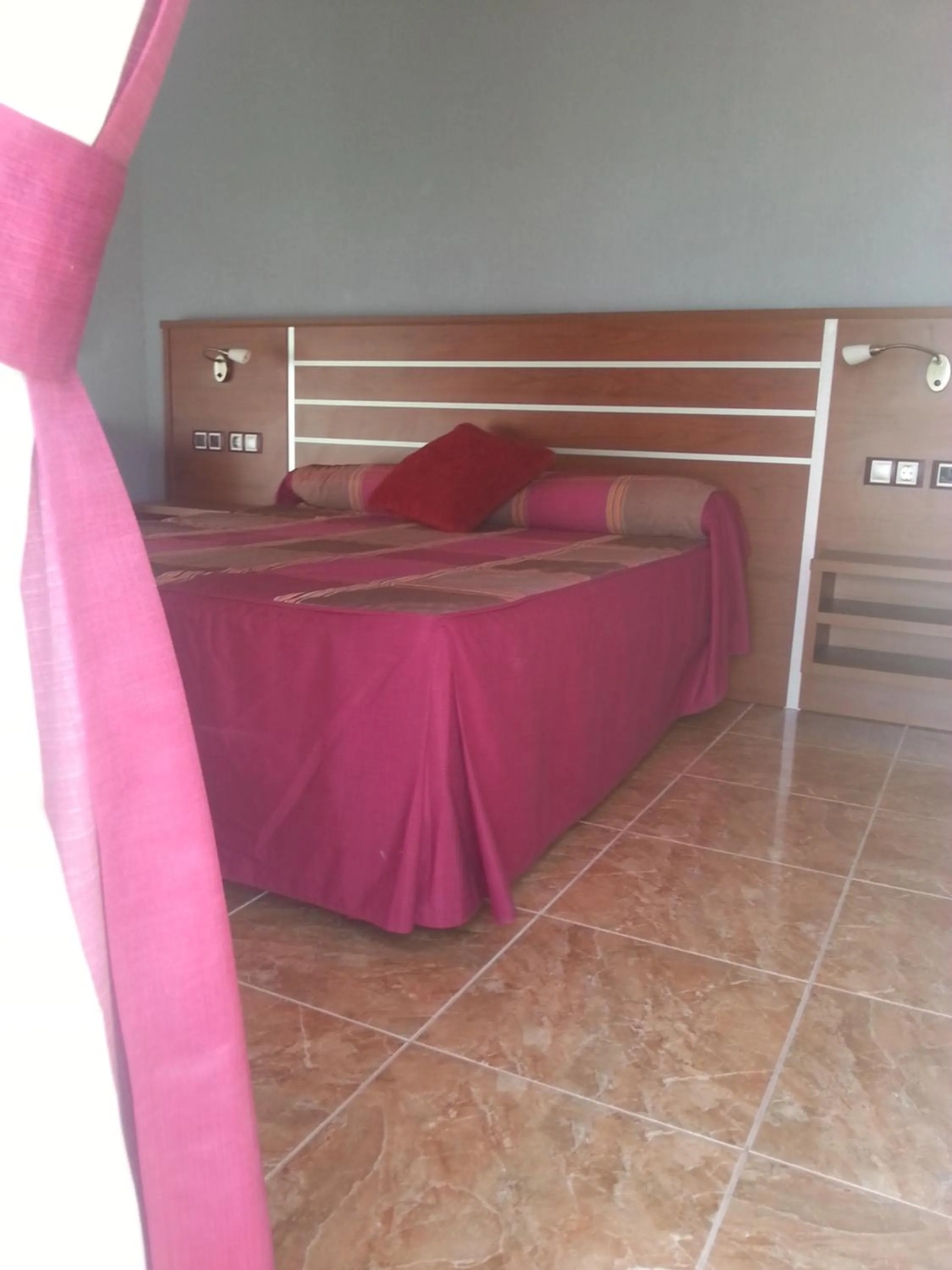 Bed in La Familia Gallo Rojo