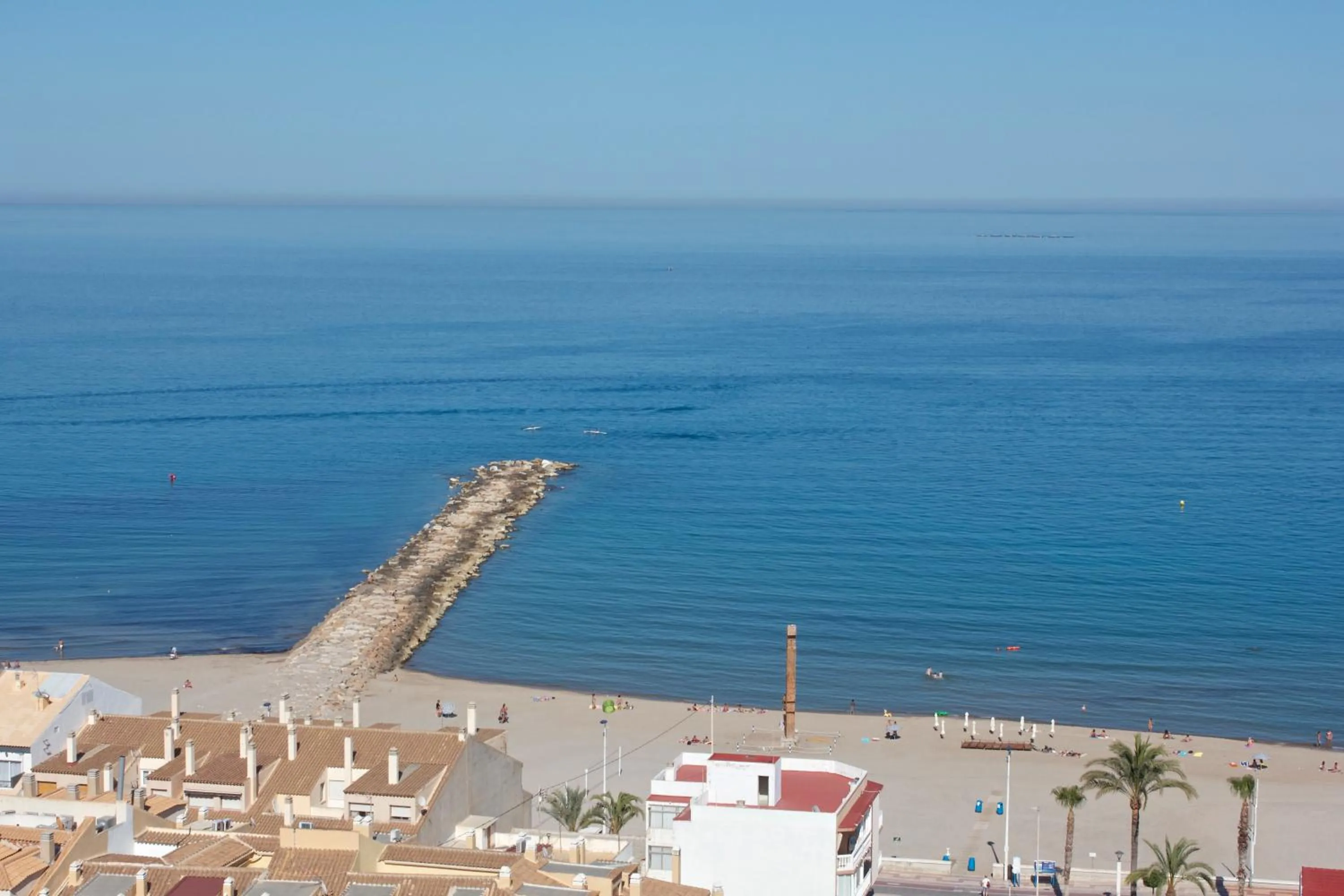 Area and facilities in La Familia Gallo Rojo