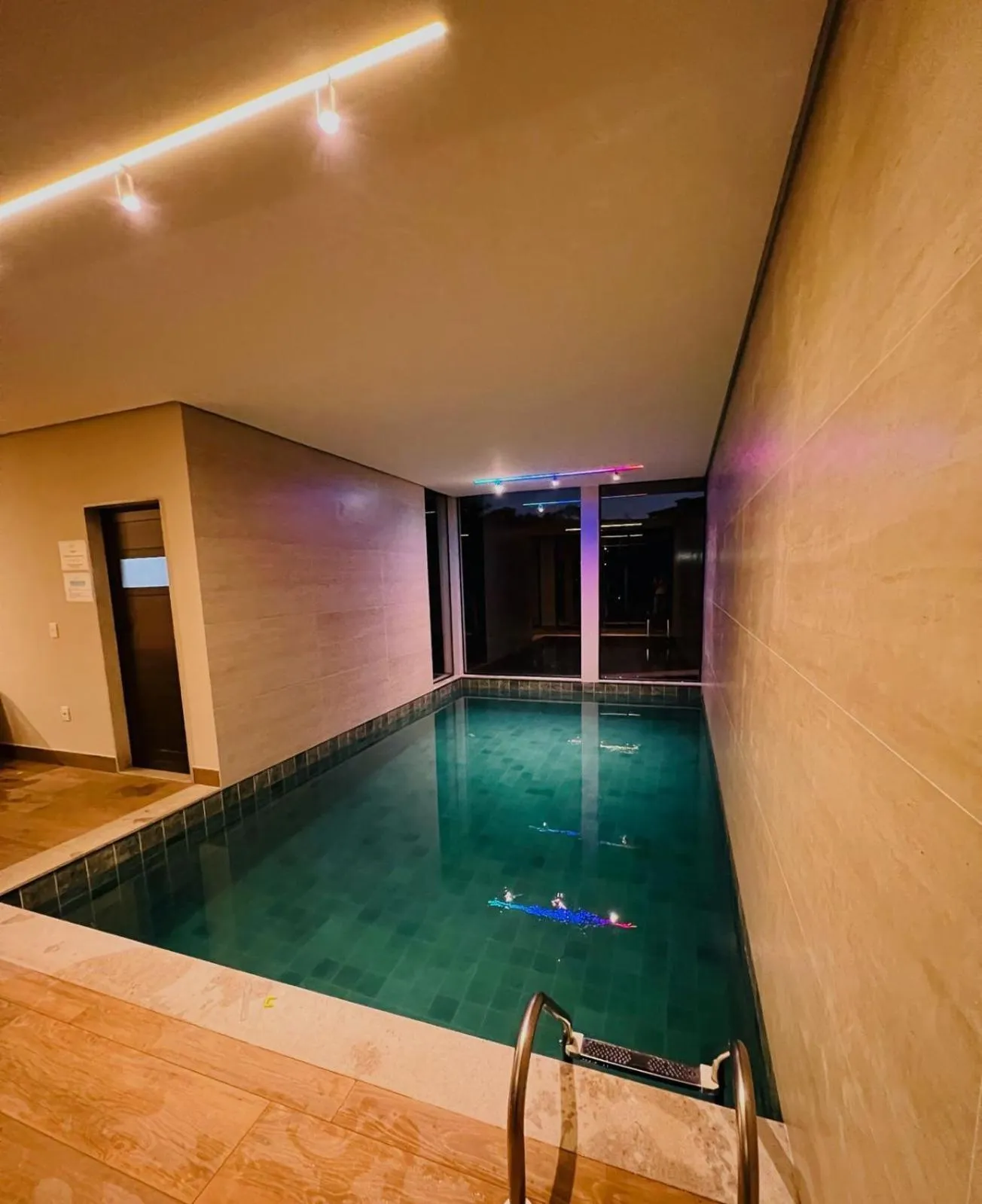 Swimming pool in Pousada do Batata