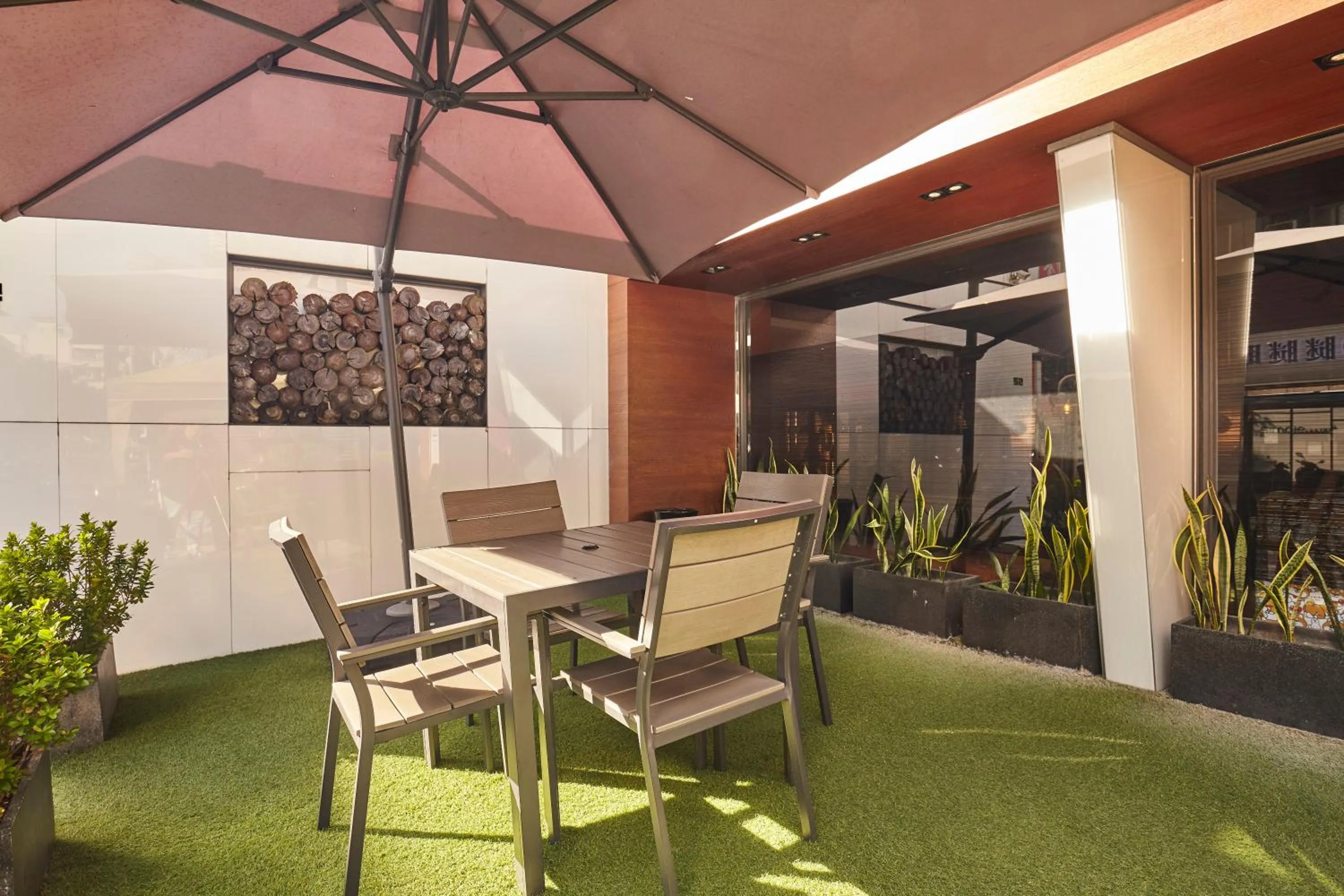 Property building in Simple + Hotel