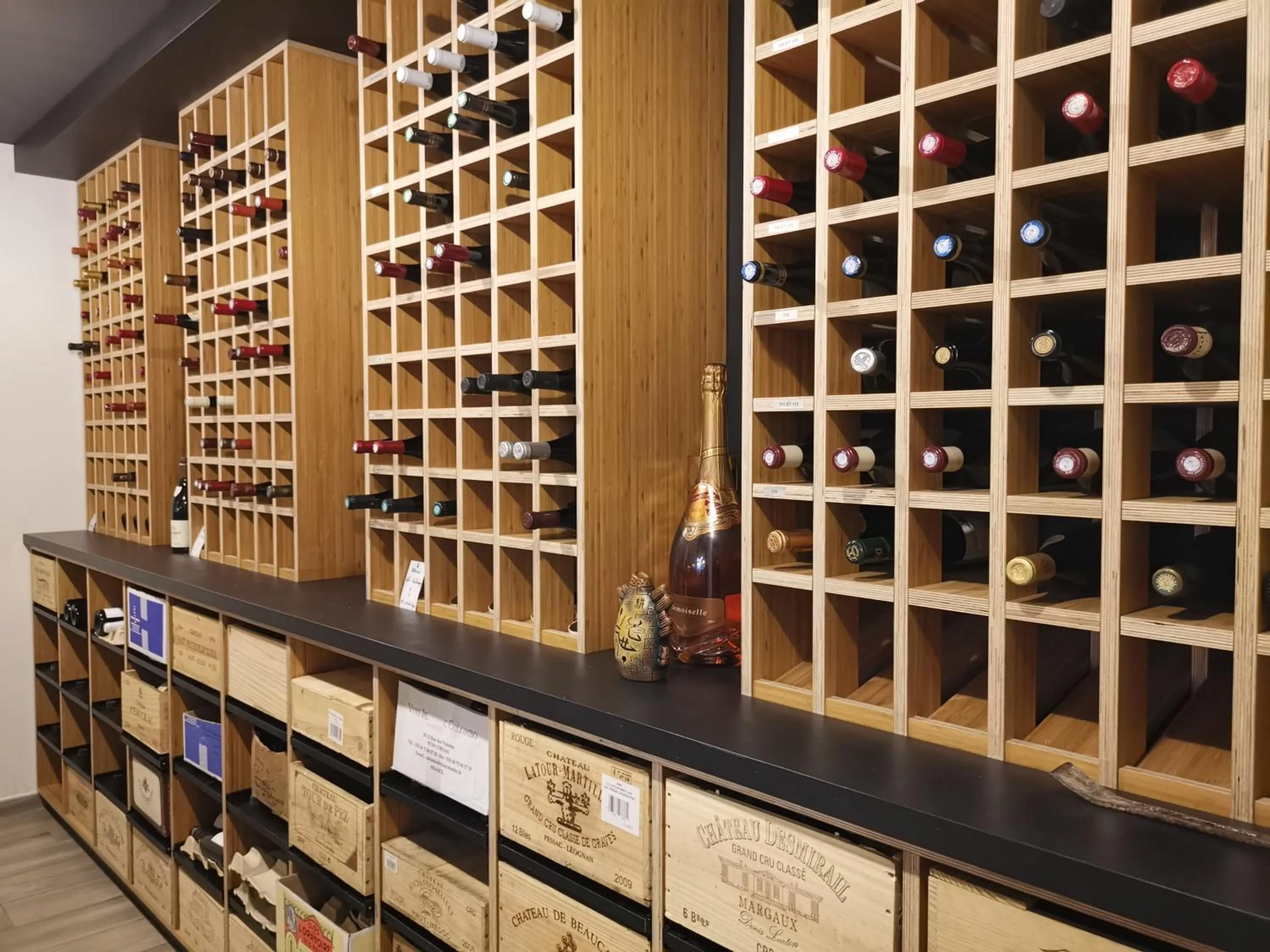 Drinks in cité impériale ye