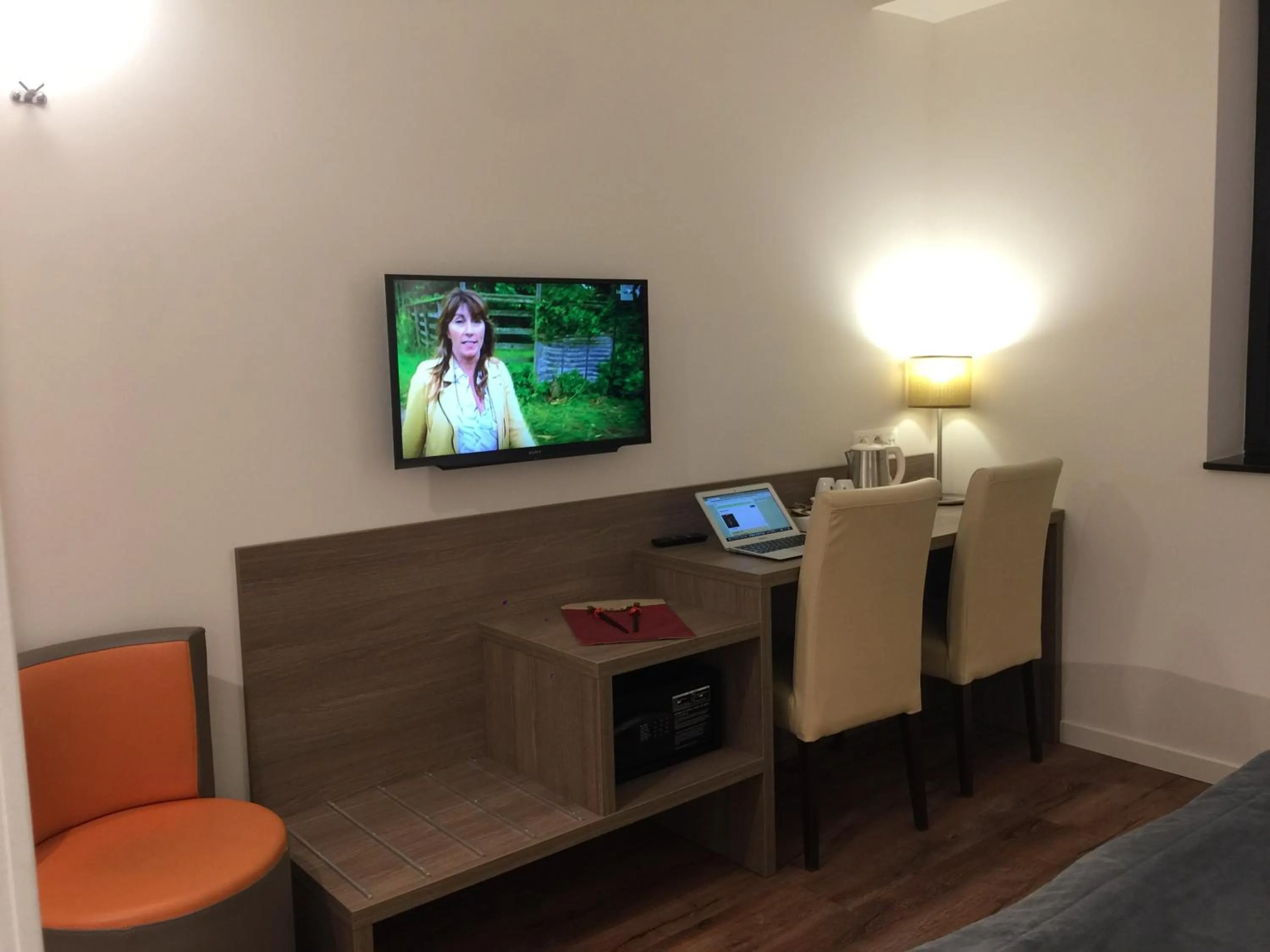 TV and multimedia in cité impériale ye