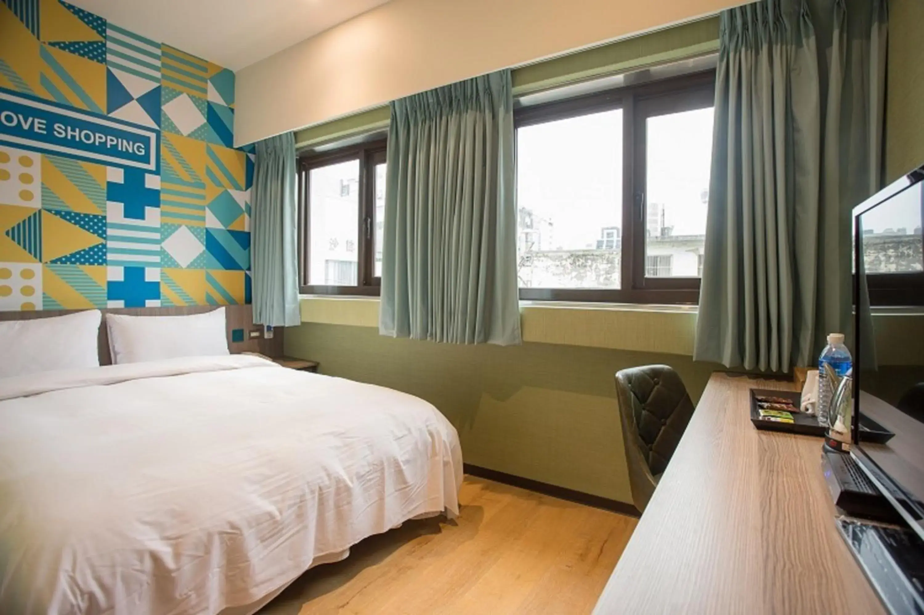 Standard Double Room in Rainbow Hotel Standard Double Room in Rainbow Hotel