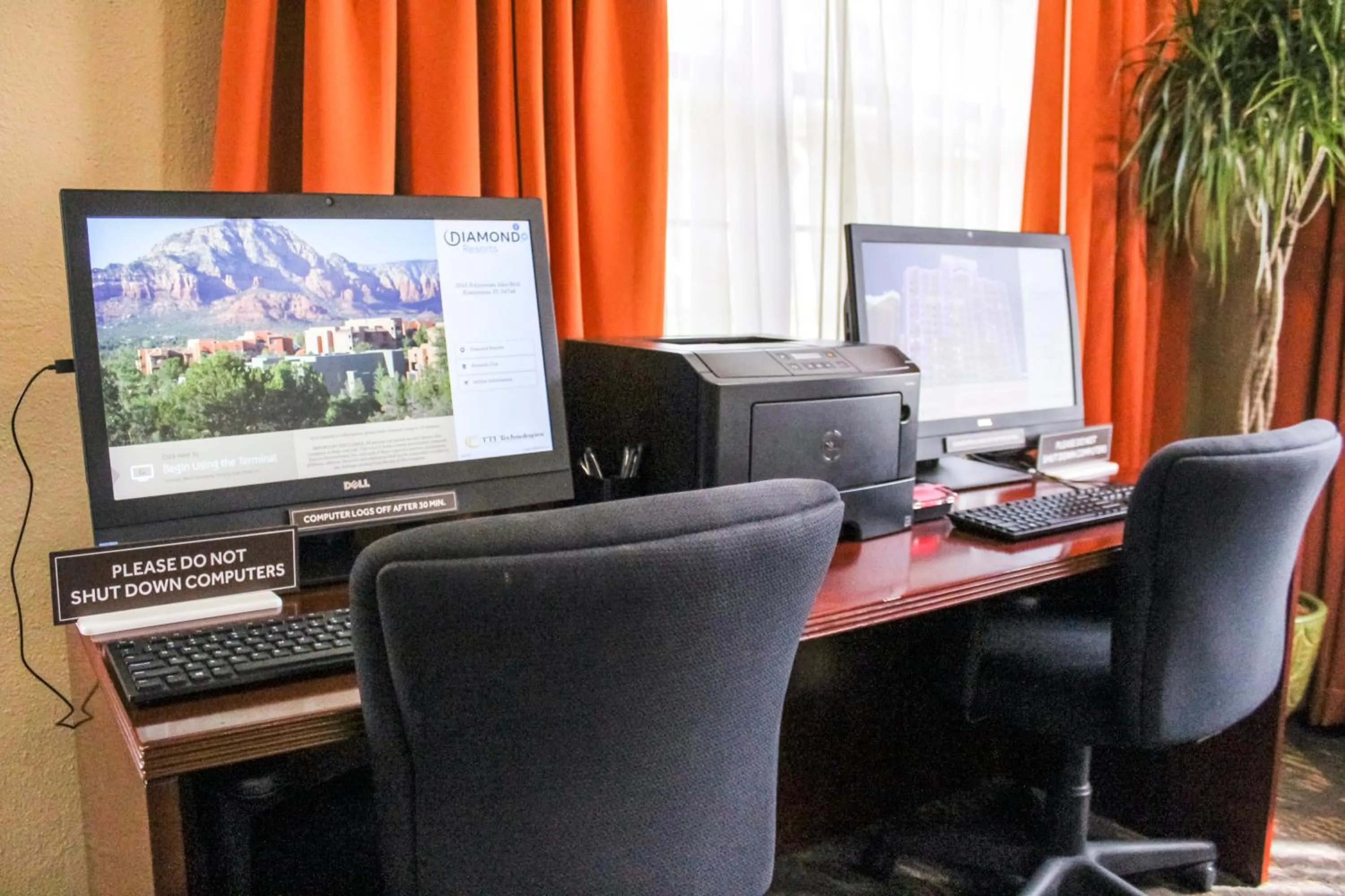 Business facilities in Hilton Vacation Club Polynesian Isles Kissimmee