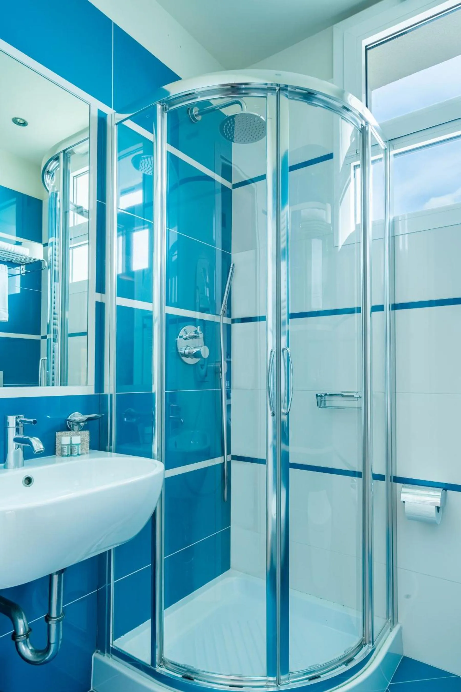 Shower in Hotel 2000 Riccione