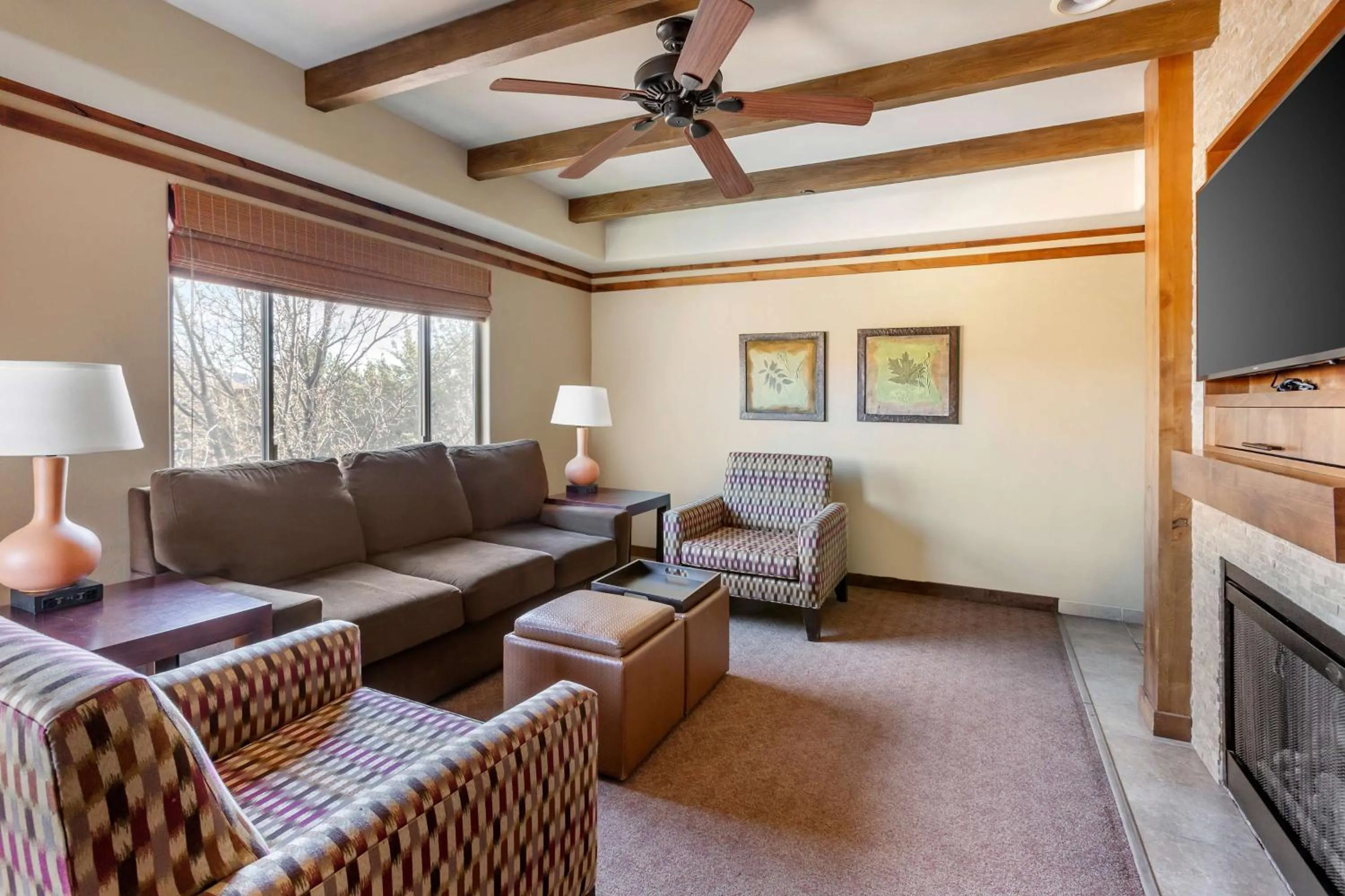 Living room in Hilton Vacation Club Sedona Summit