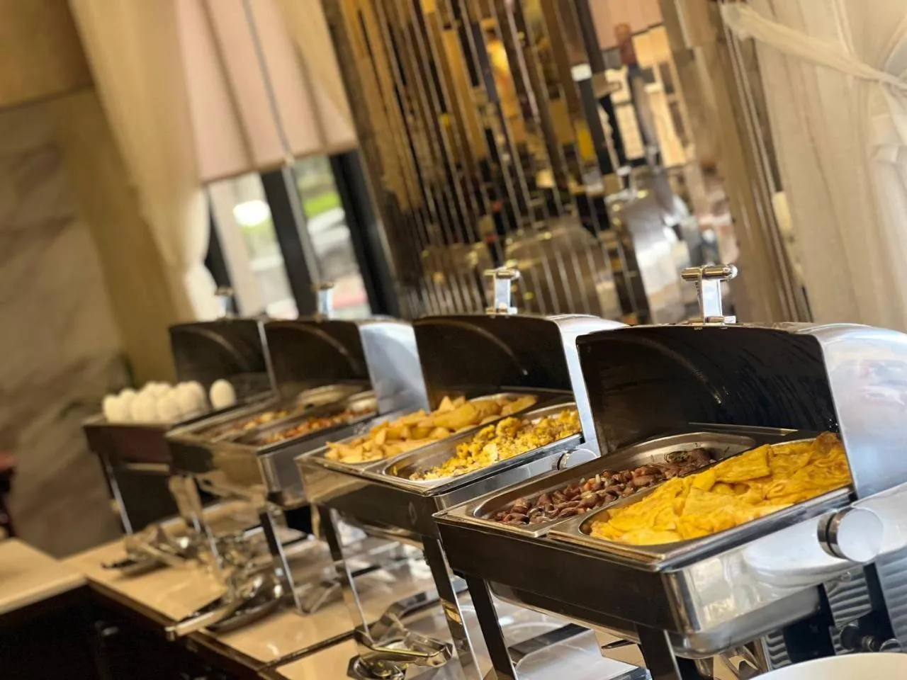 Food in Jouhayna Hotel&Suite