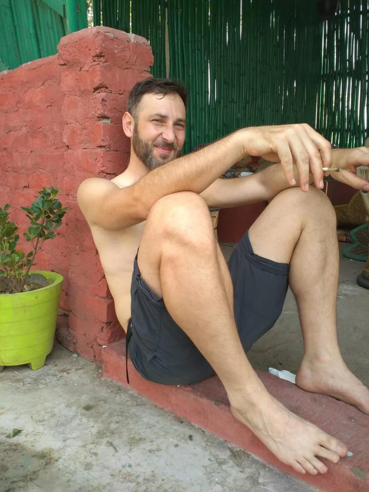 Day in Big Brother hostel Hotel