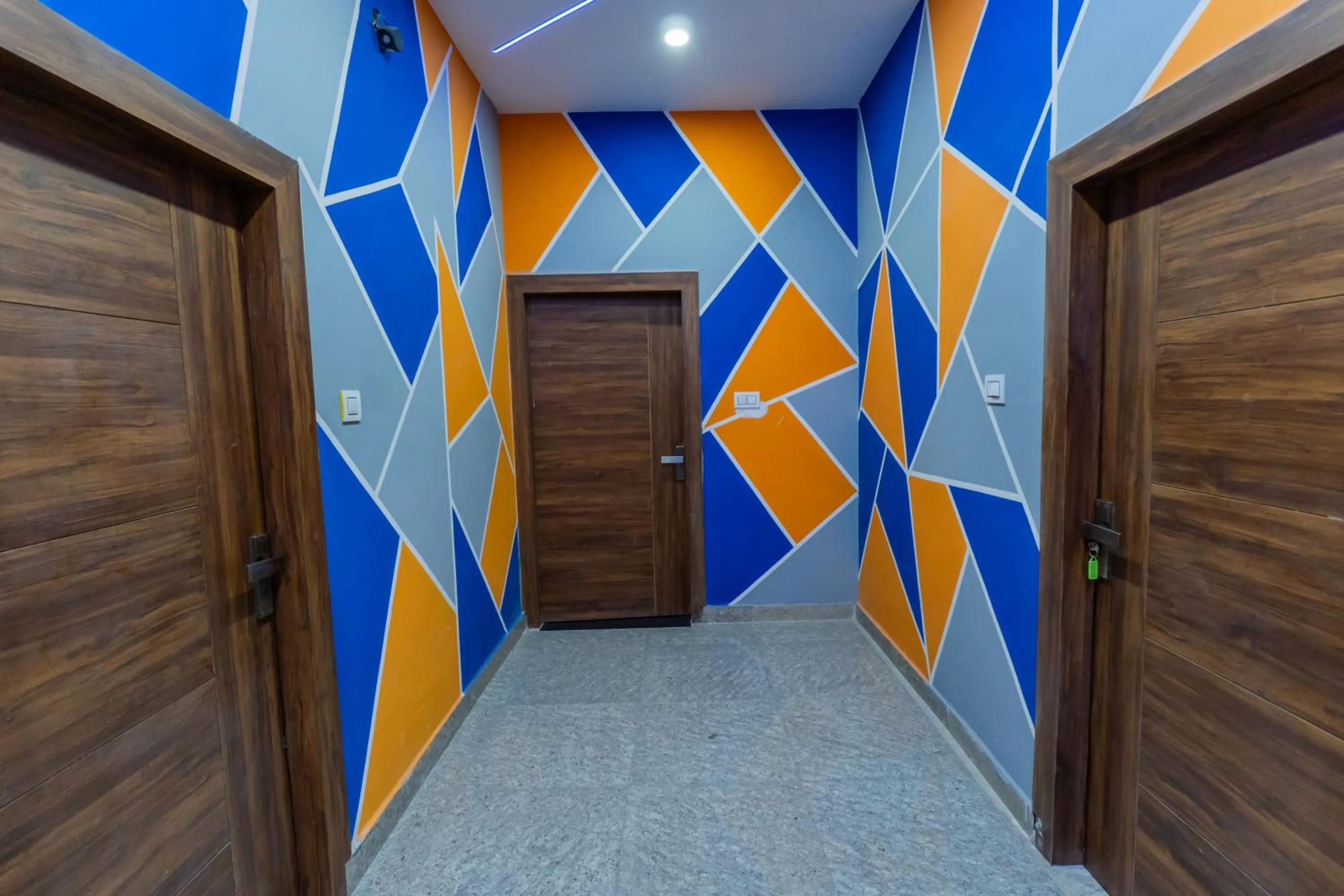 Big Brother hostel Hotel