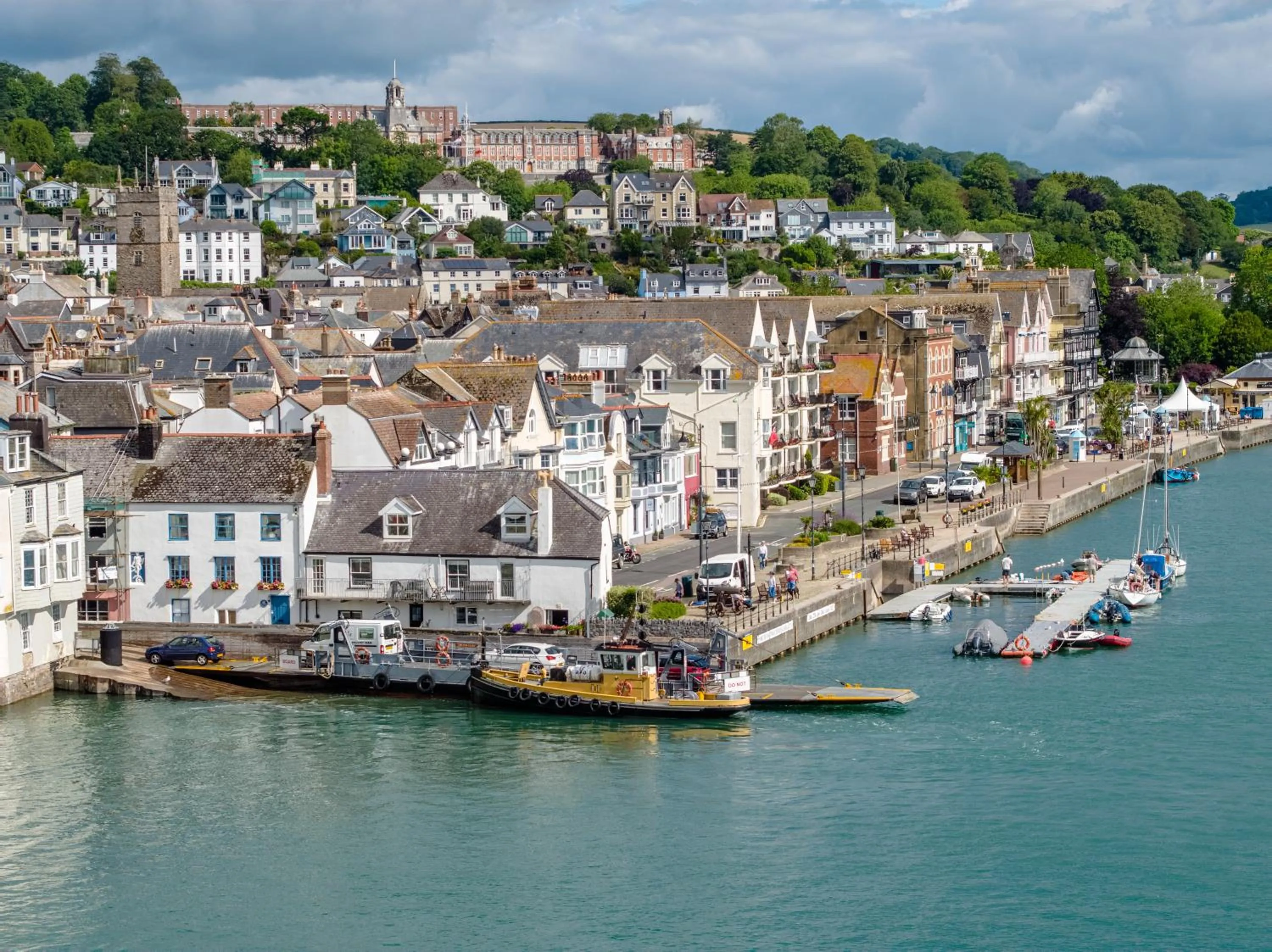 Property building in Waterfront House