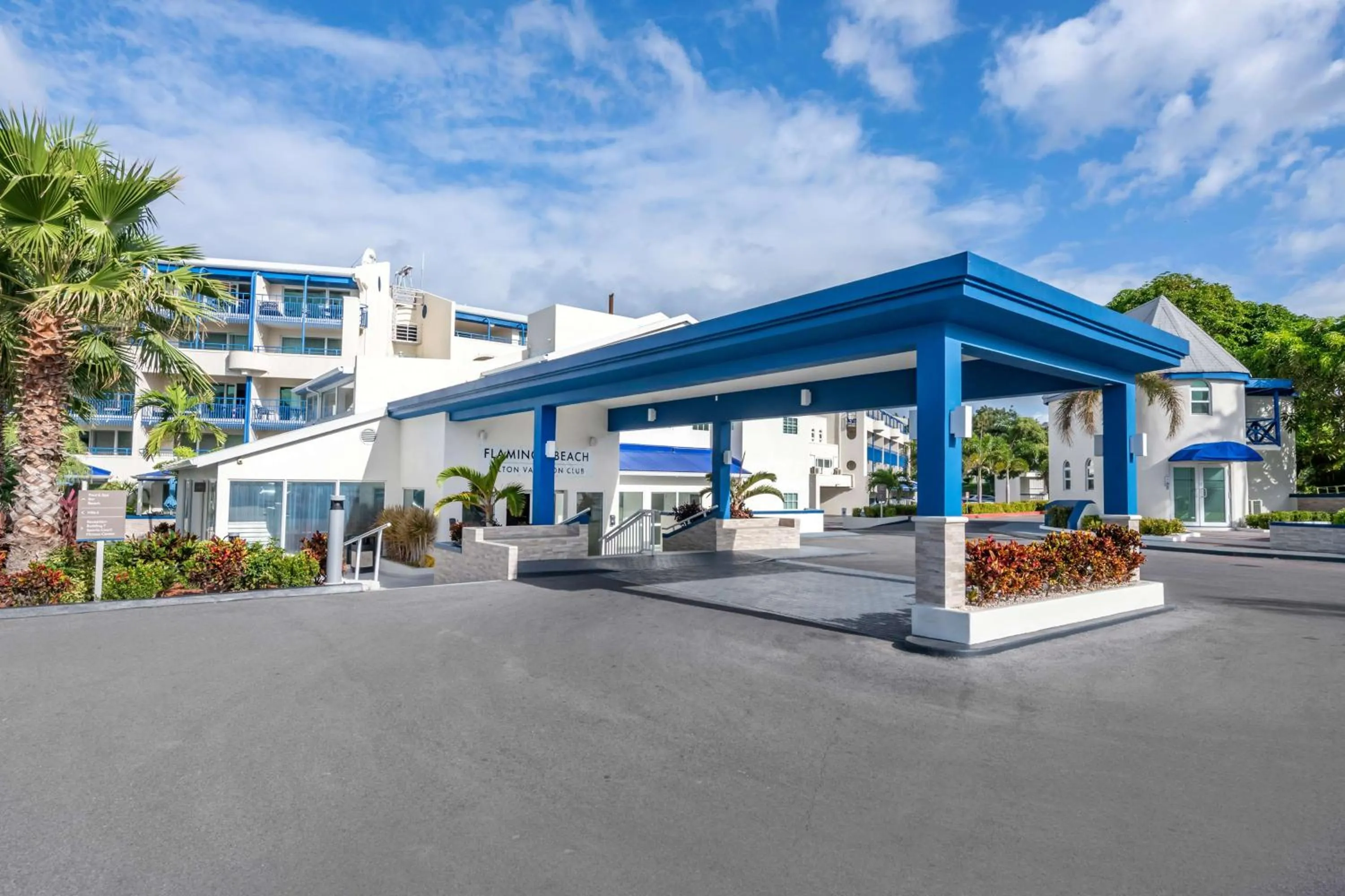 Property building in Hilton Vacation Club Flamingo Beach Sint Maarten