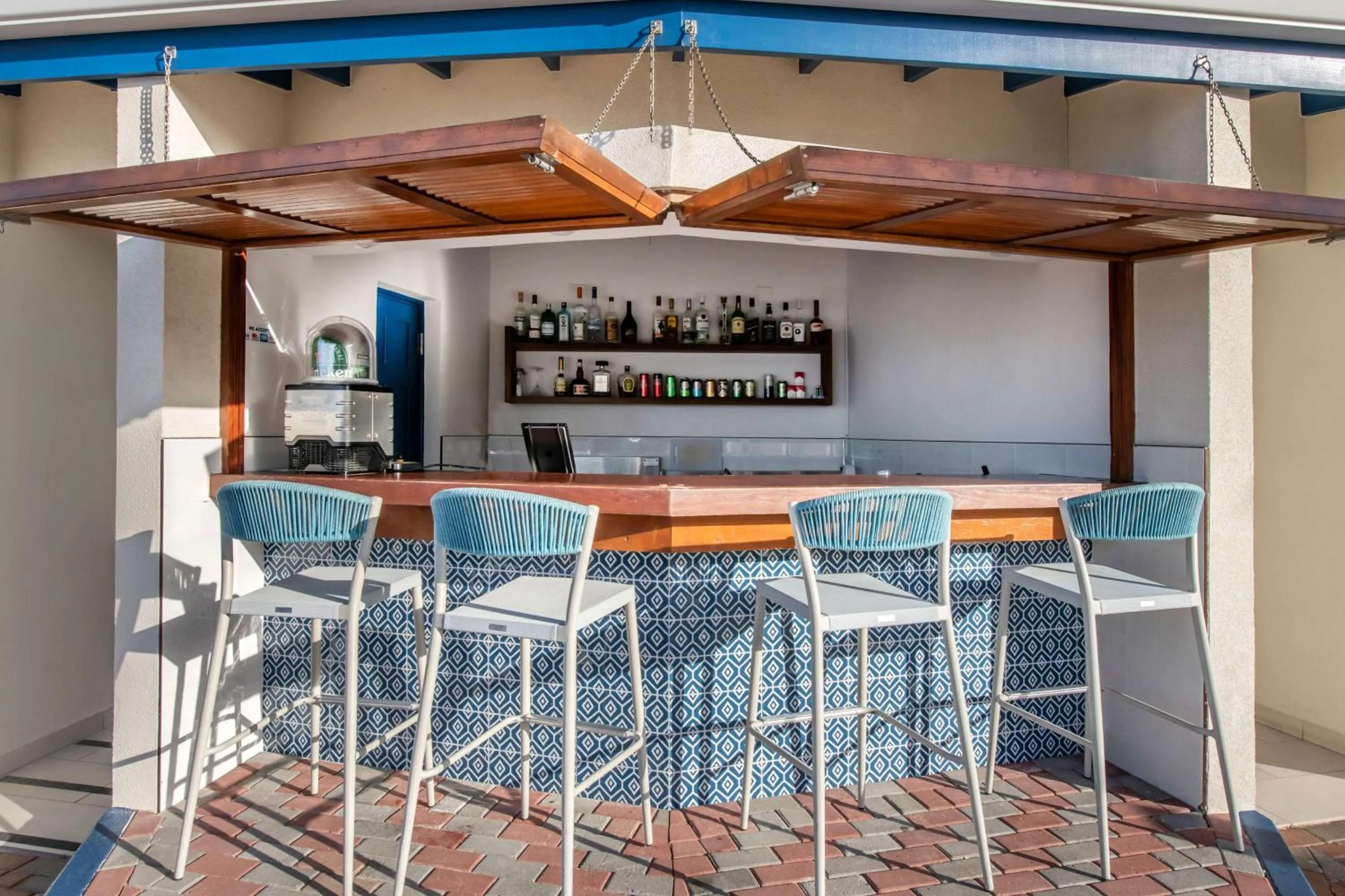 Lounge or bar in Hilton Vacation Club Flamingo Beach Sint Maarten
