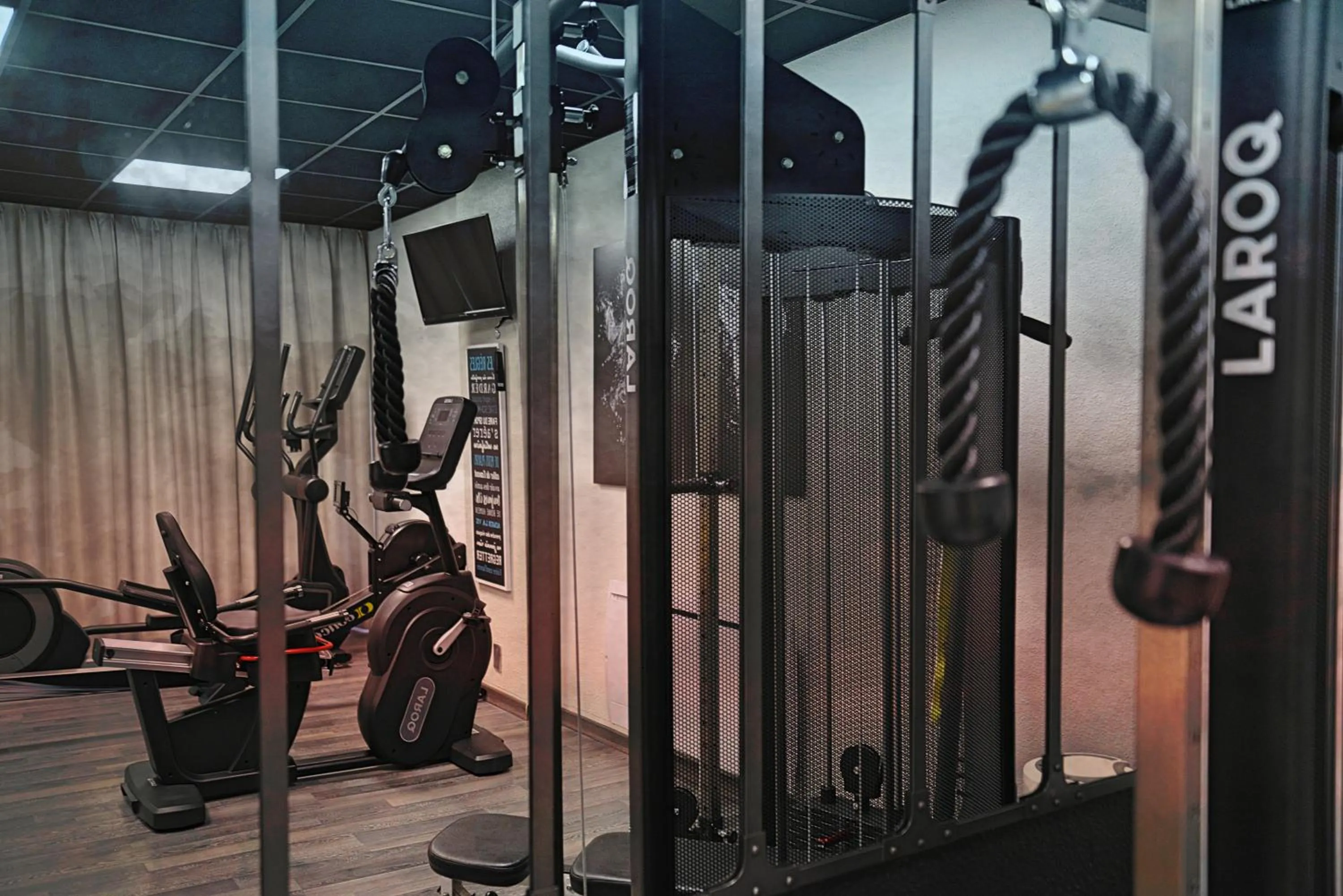 Fitness centre/facilities in Hôtel Beauregard, The Originals Relais
