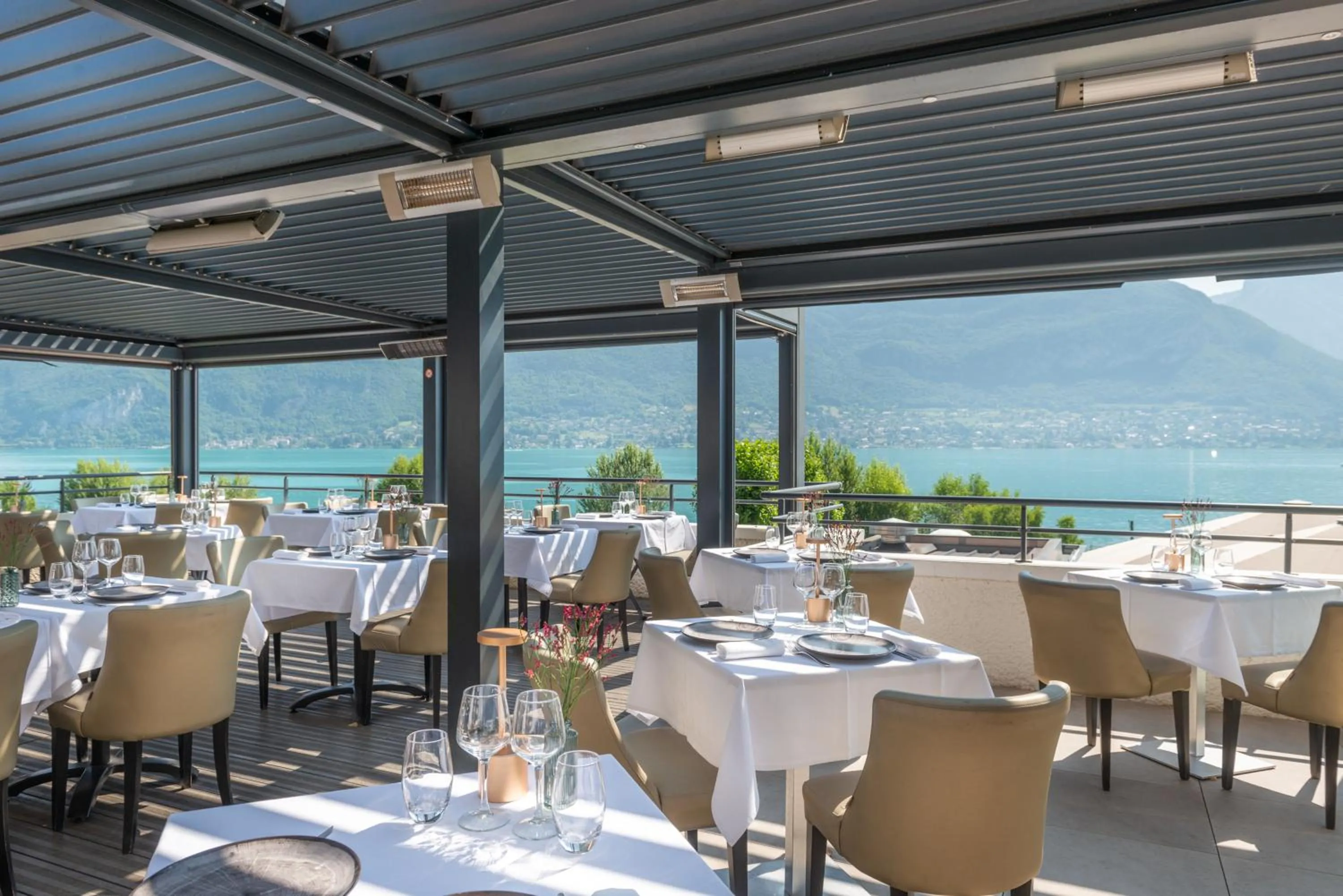 Patio in Hôtel Beauregard, The Originals Relais