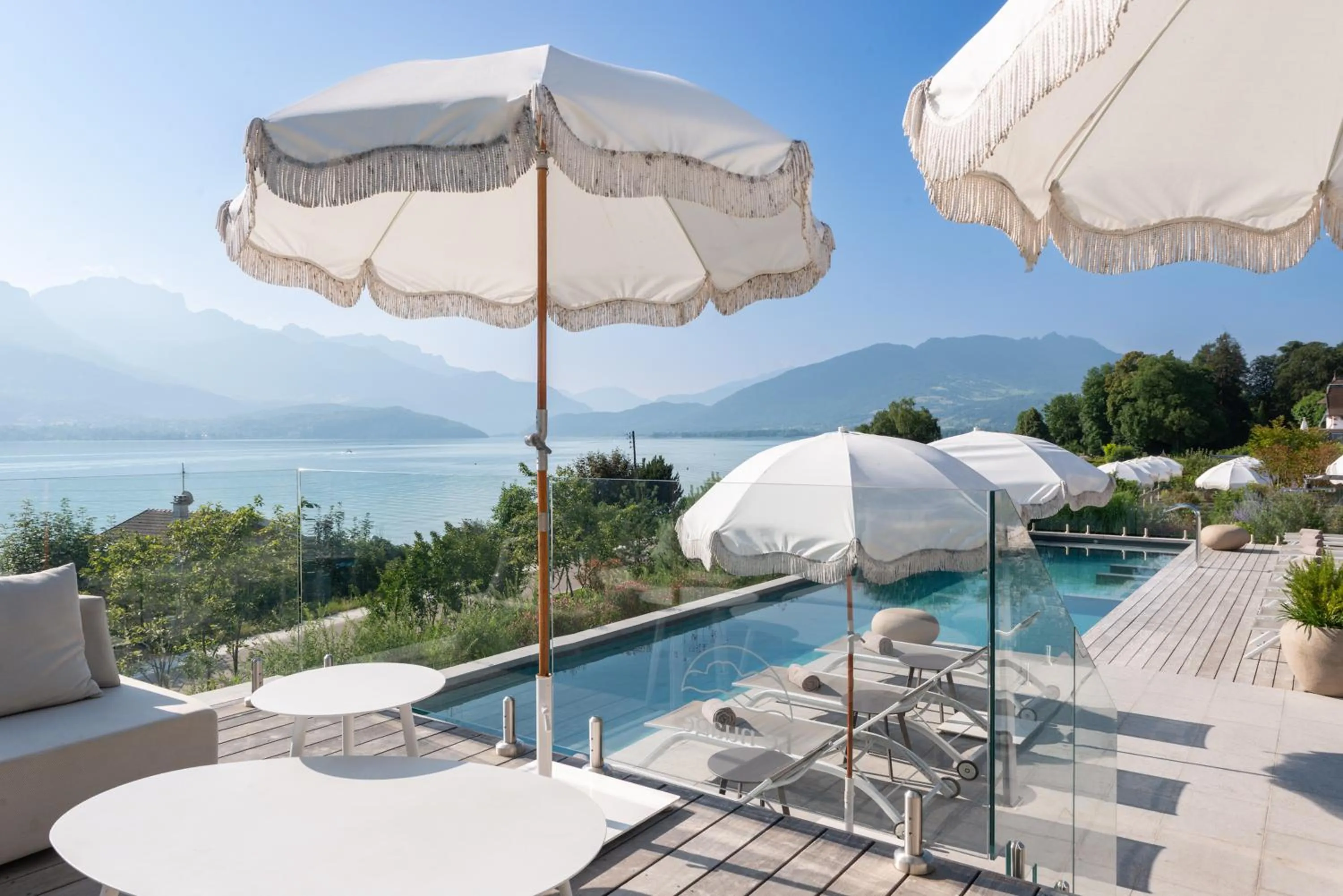 Swimming pool in Hôtel Beauregard, The Originals Relais