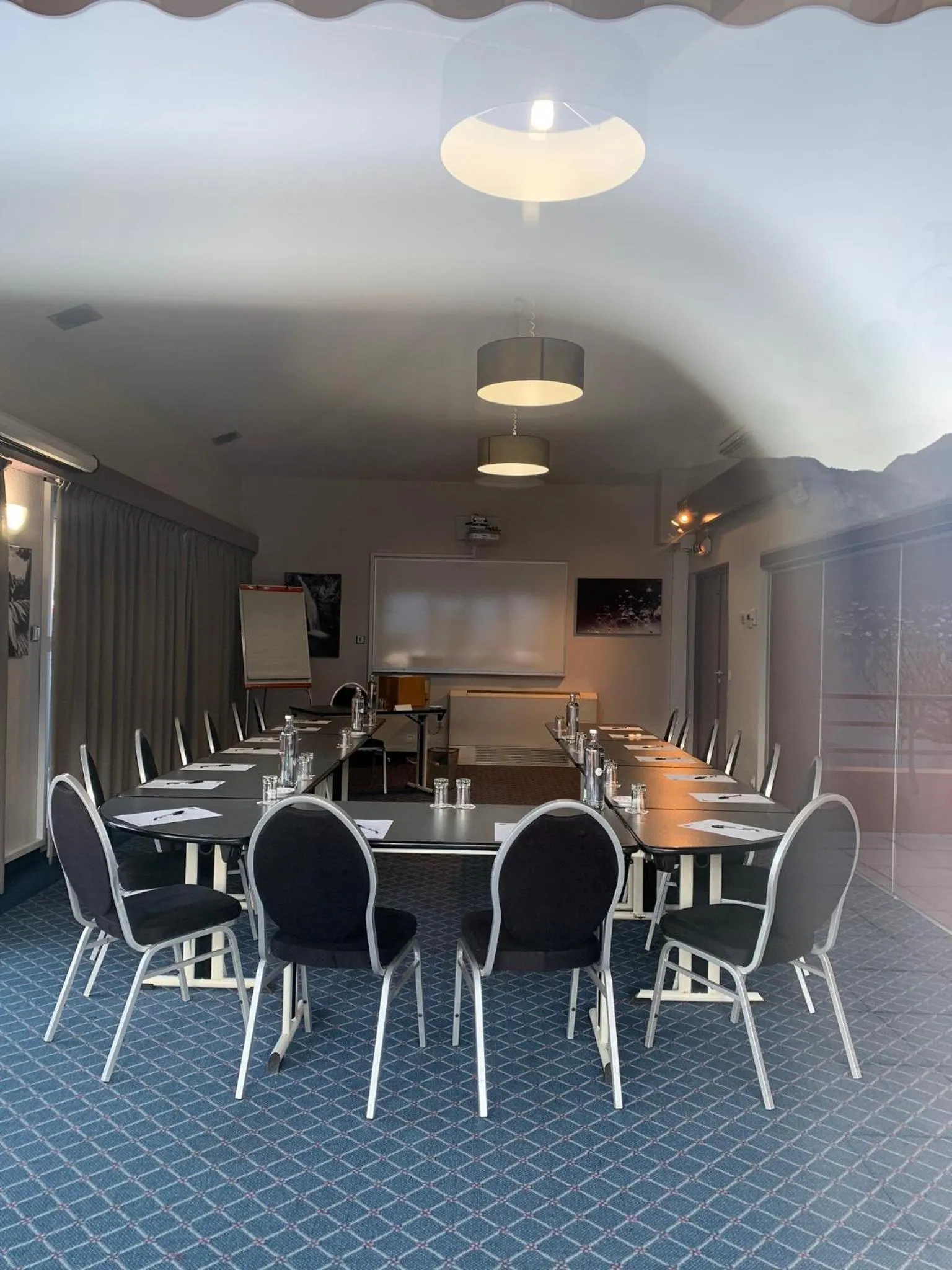 Business facilities in Hôtel Beauregard, The Originals Relais