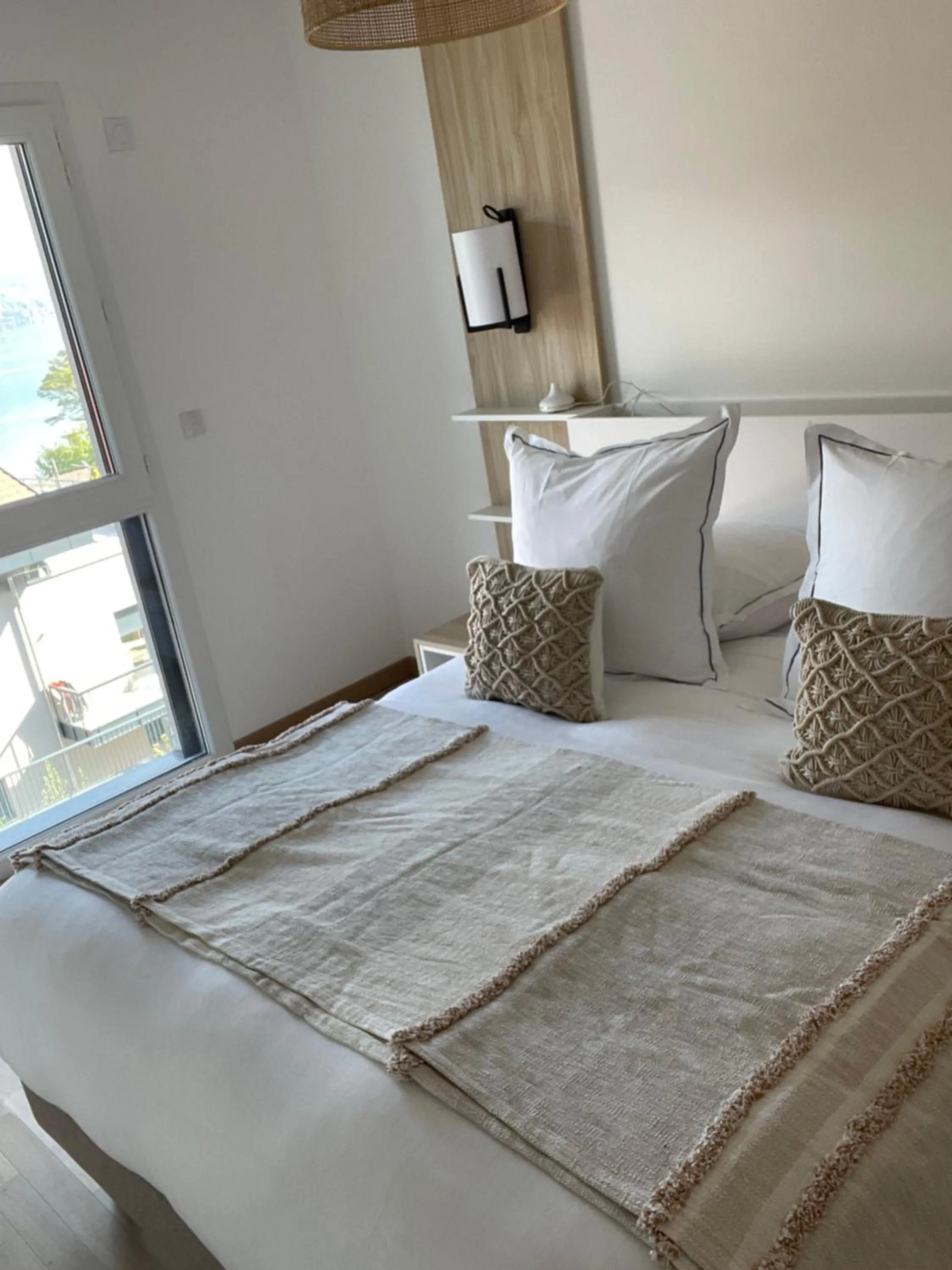 Photo of the whole room, Bed in Hôtel Beauregard, The Originals Relais