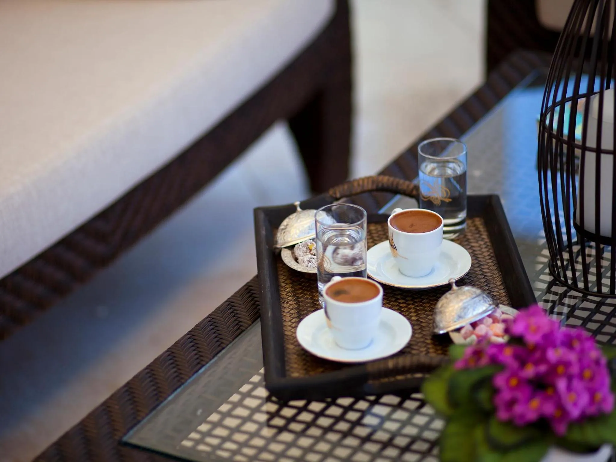 Coffee/tea facilities in Montana Hotel