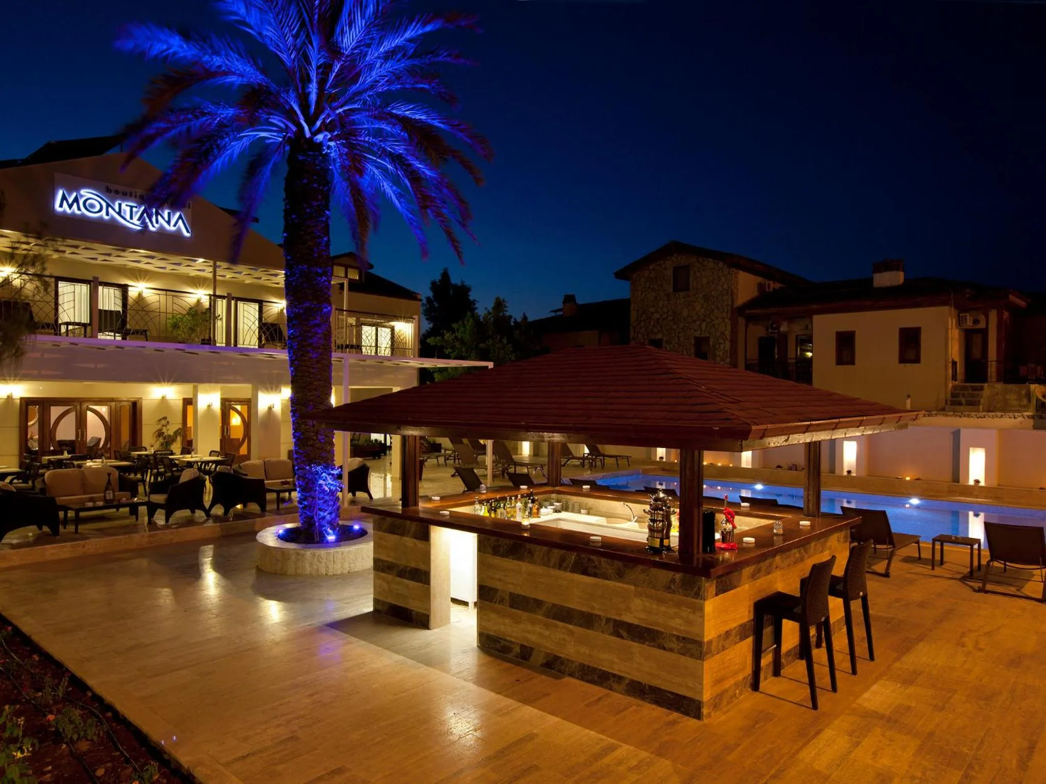 Lounge or bar in Montana Hotel