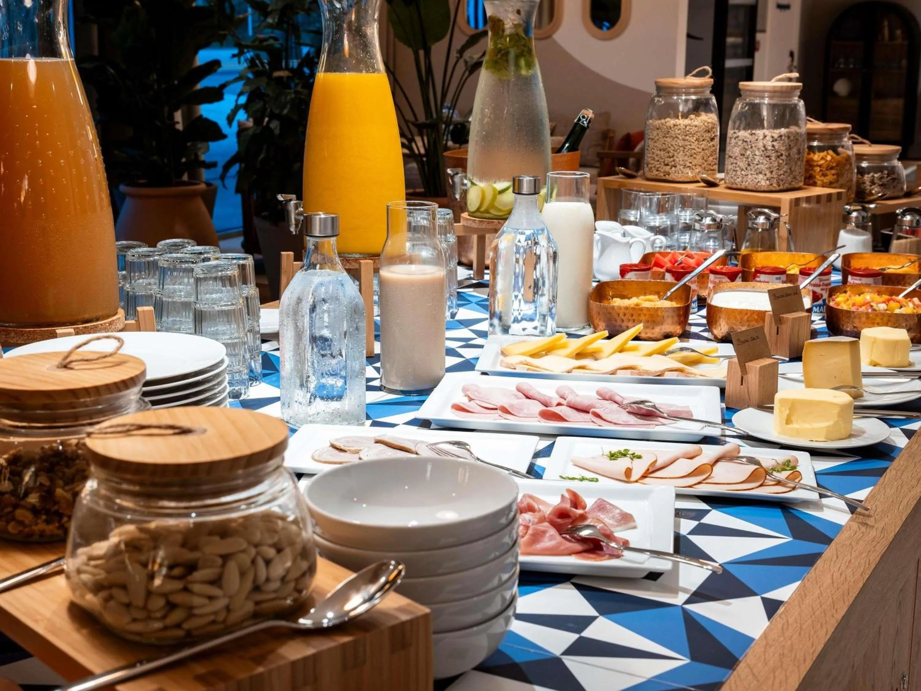 Breakfast in Mercure Quiberon Hotel