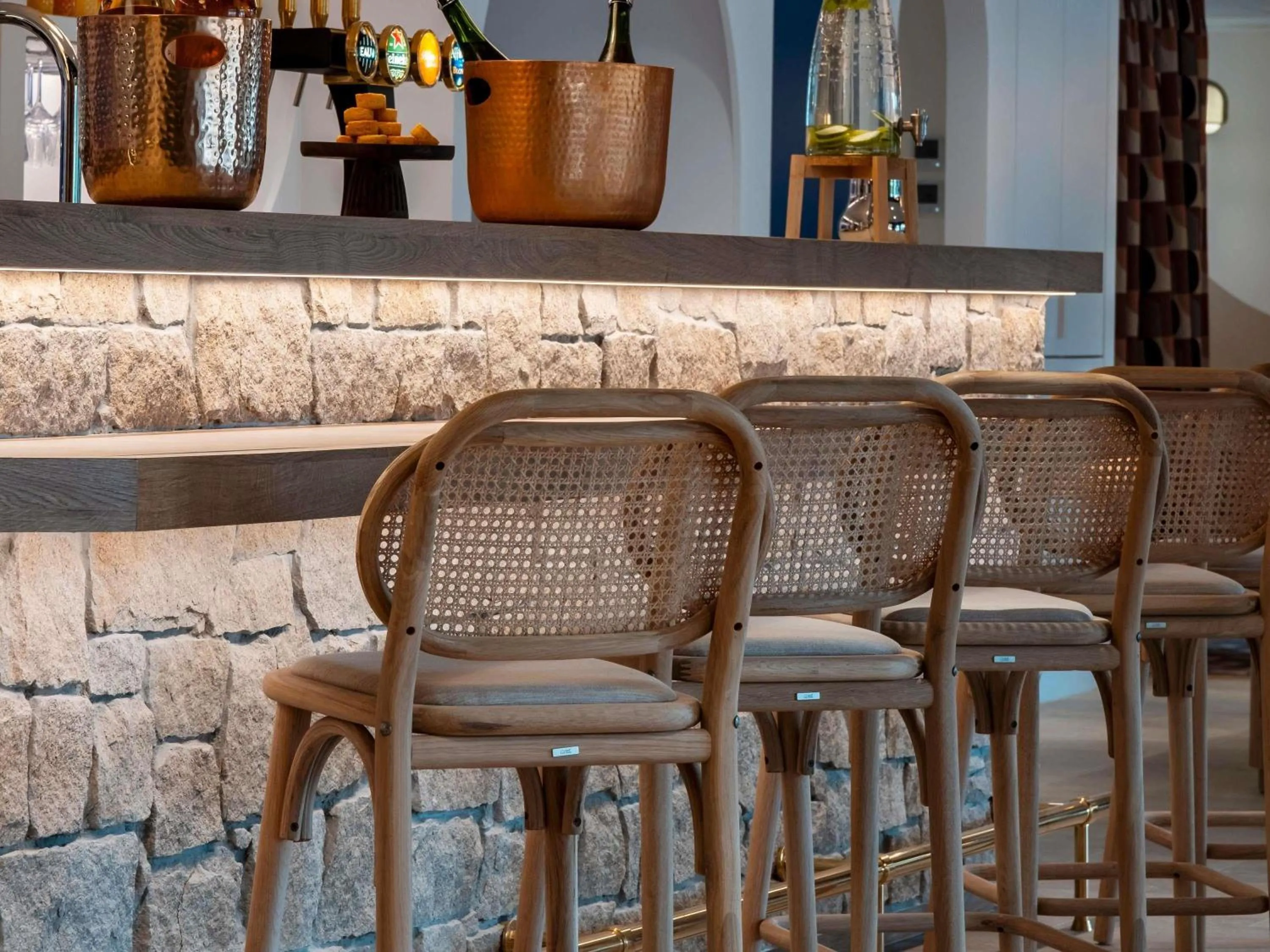 Lounge or bar in Mercure Quiberon Hotel