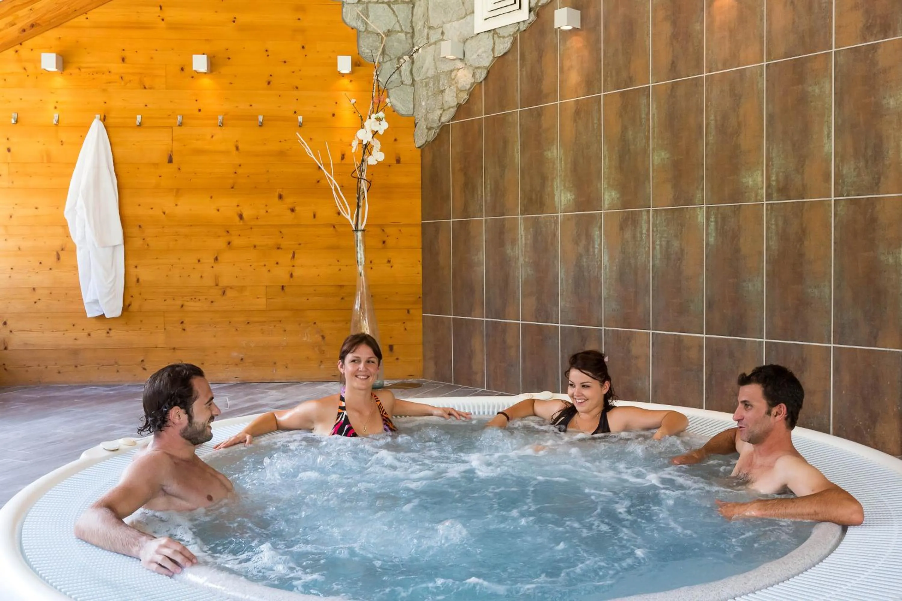 People in Hôtel & Spa Les Bartavelles