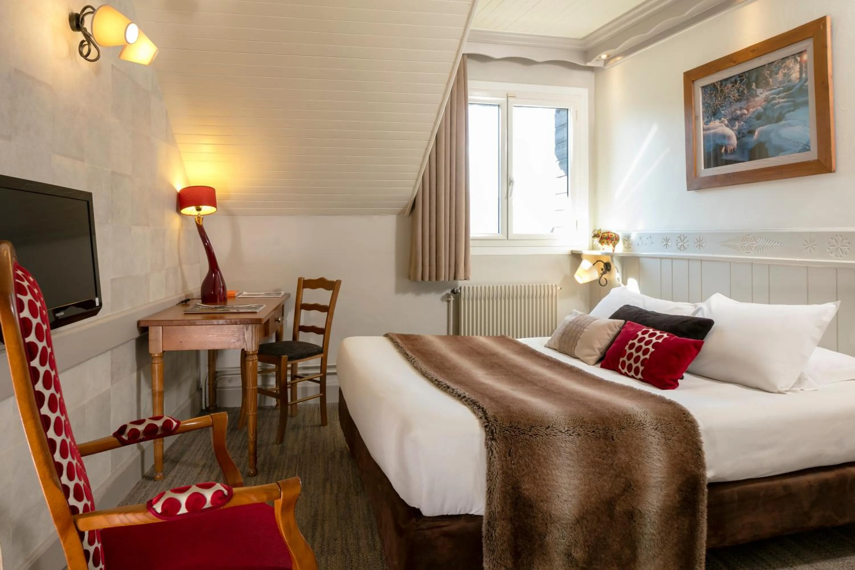 Bed in Hôtel & Spa Les Bartavelles