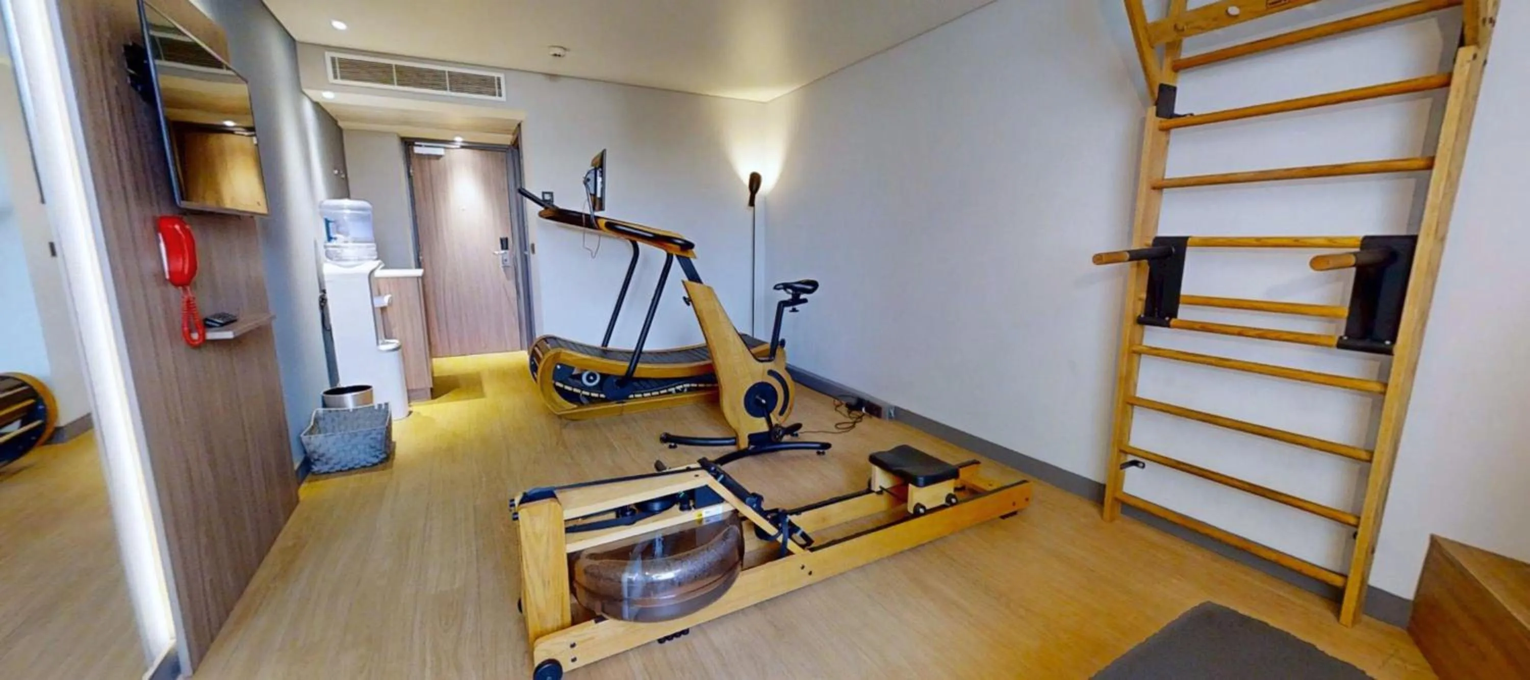 Fitness centre/facilities in Radisson Hotel Nice Airport