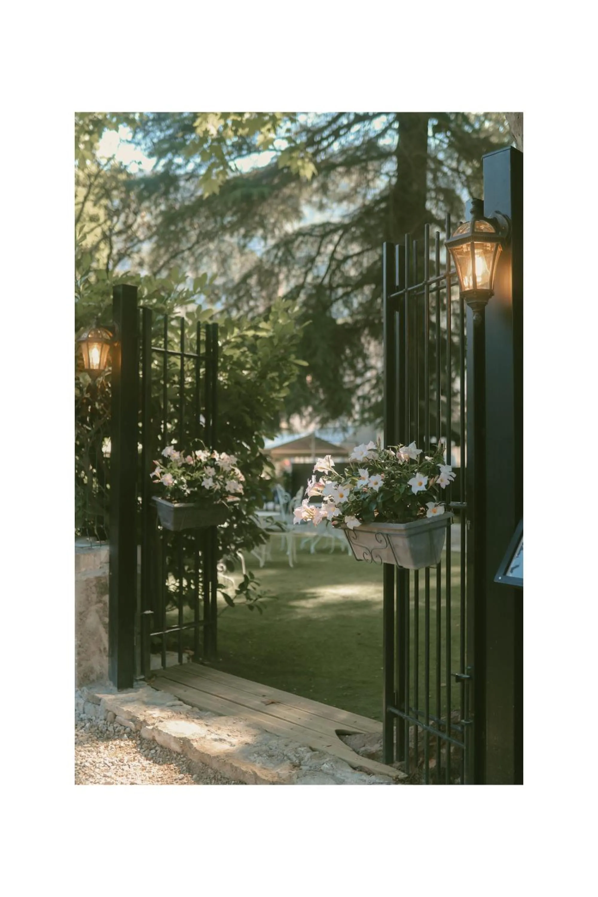 Natural landscape in Logis Hôtel Restaurant du Parc