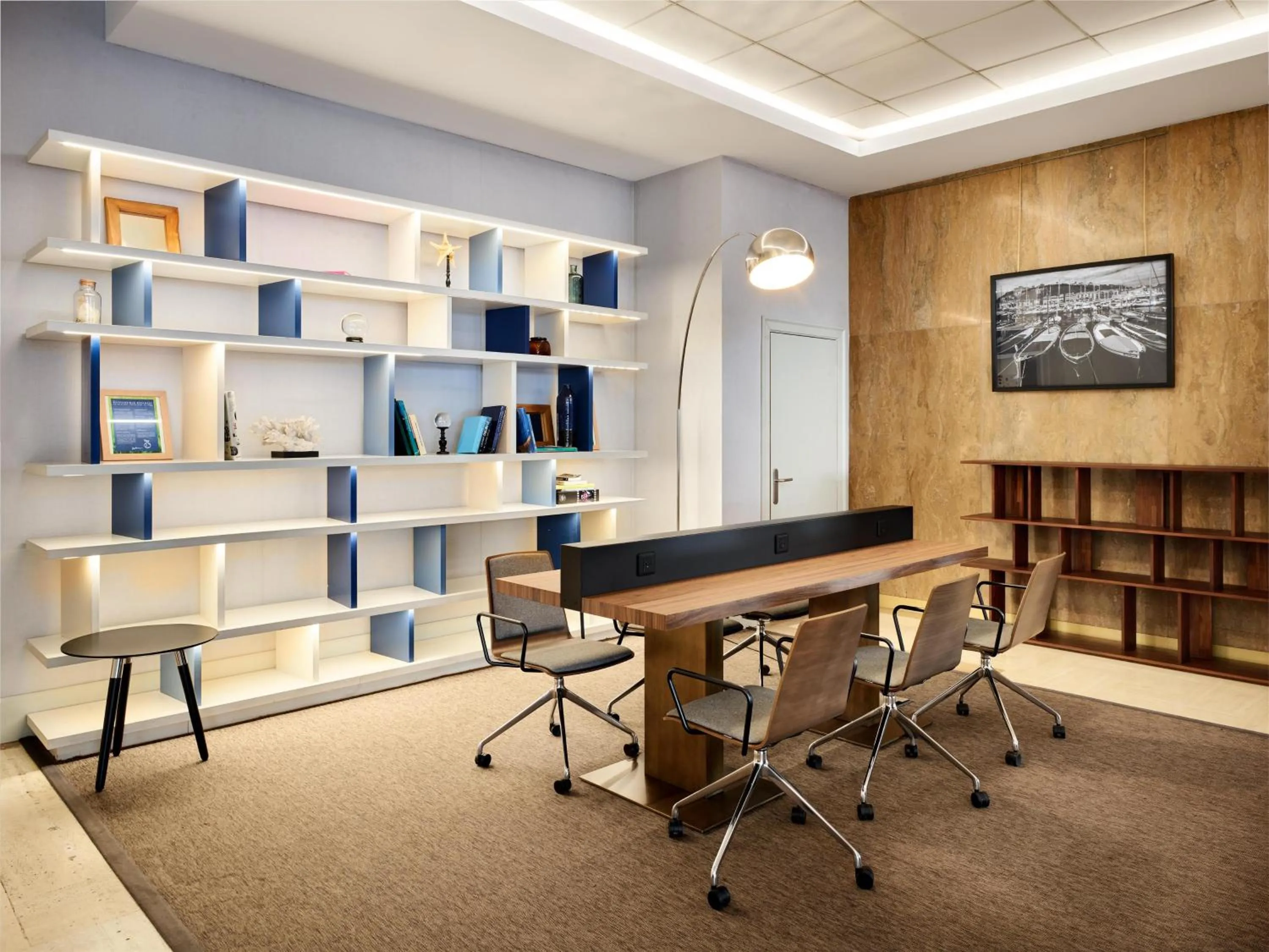 Lobby or reception in Radisson Blu Hotel Nice