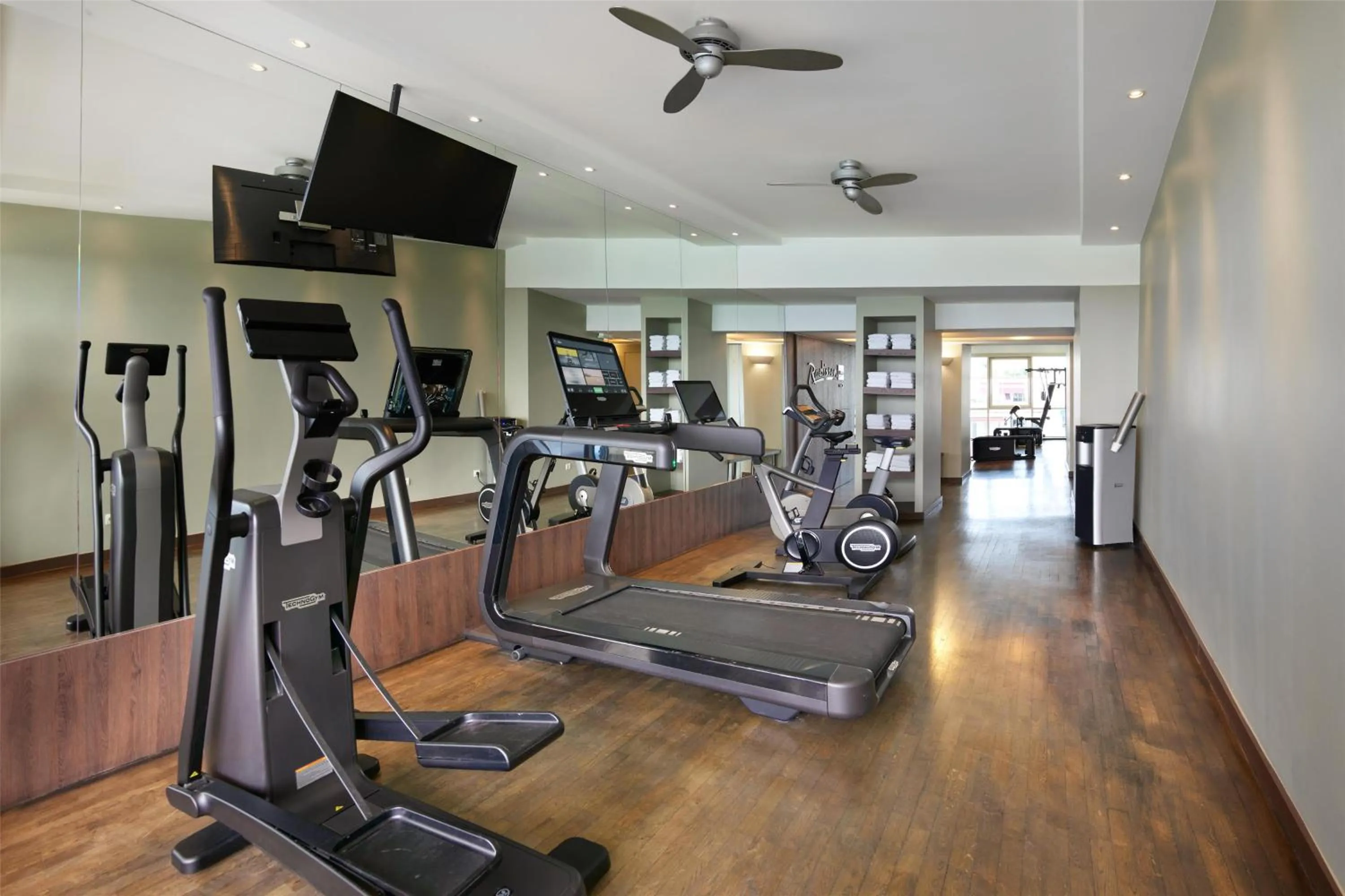 Fitness centre/facilities in Radisson Blu Hotel Nice