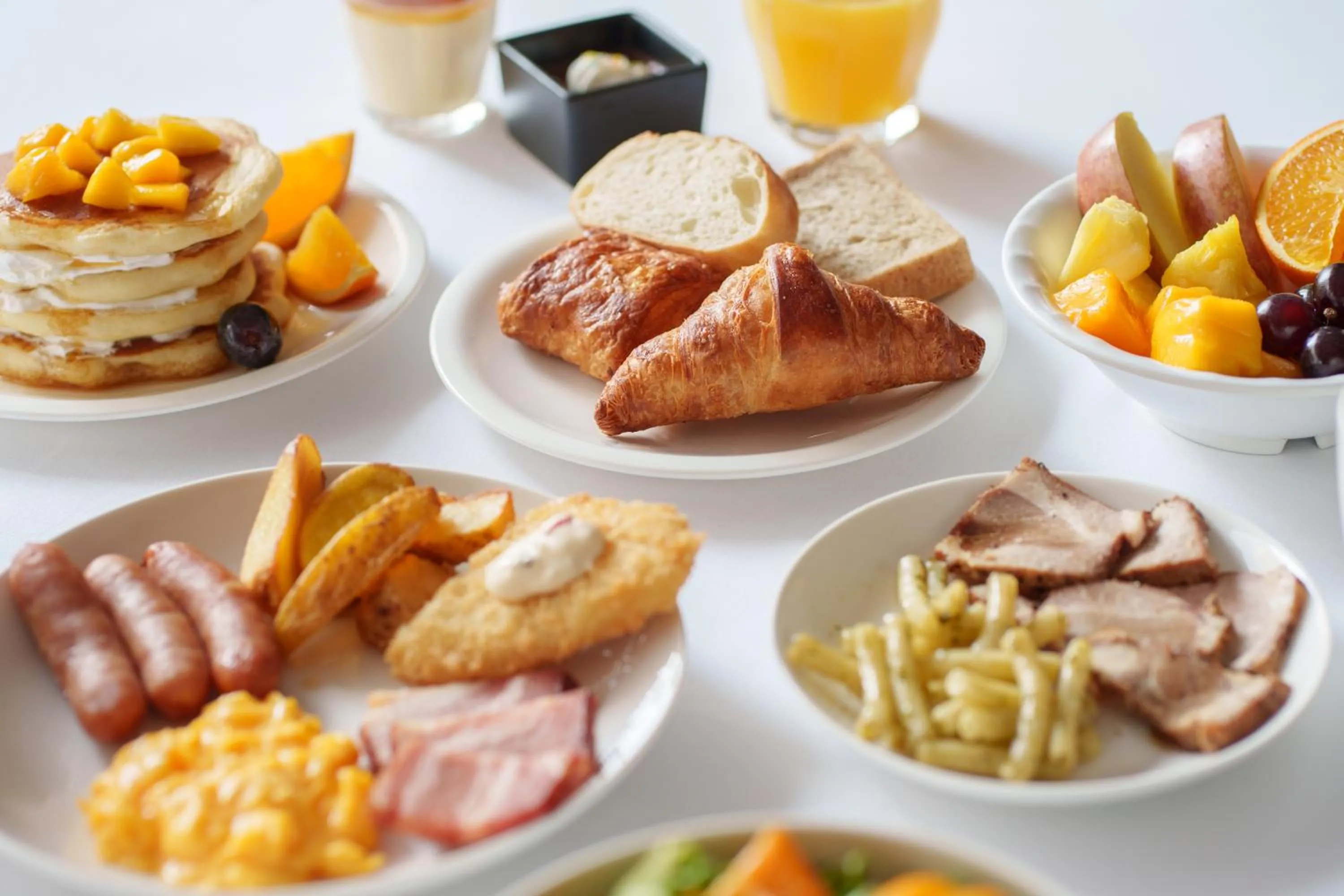 Breakfast in Hotel Vista Tokyo Tsukiji