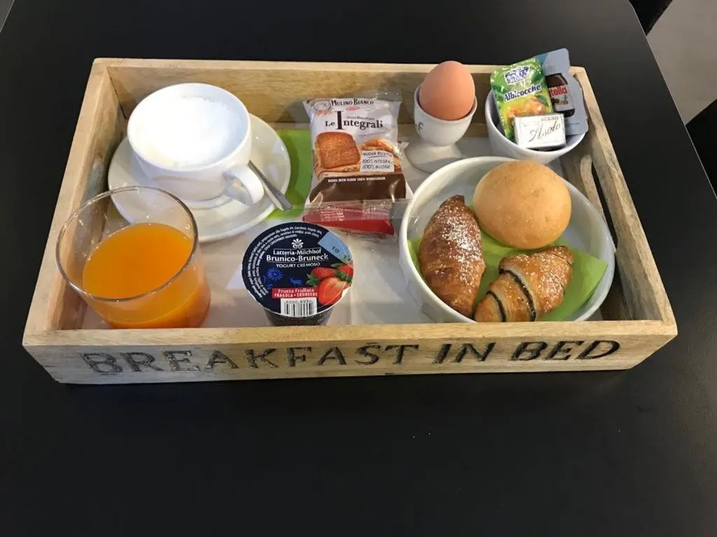 HLL Hotel Lungolago Lecco-Como Lake