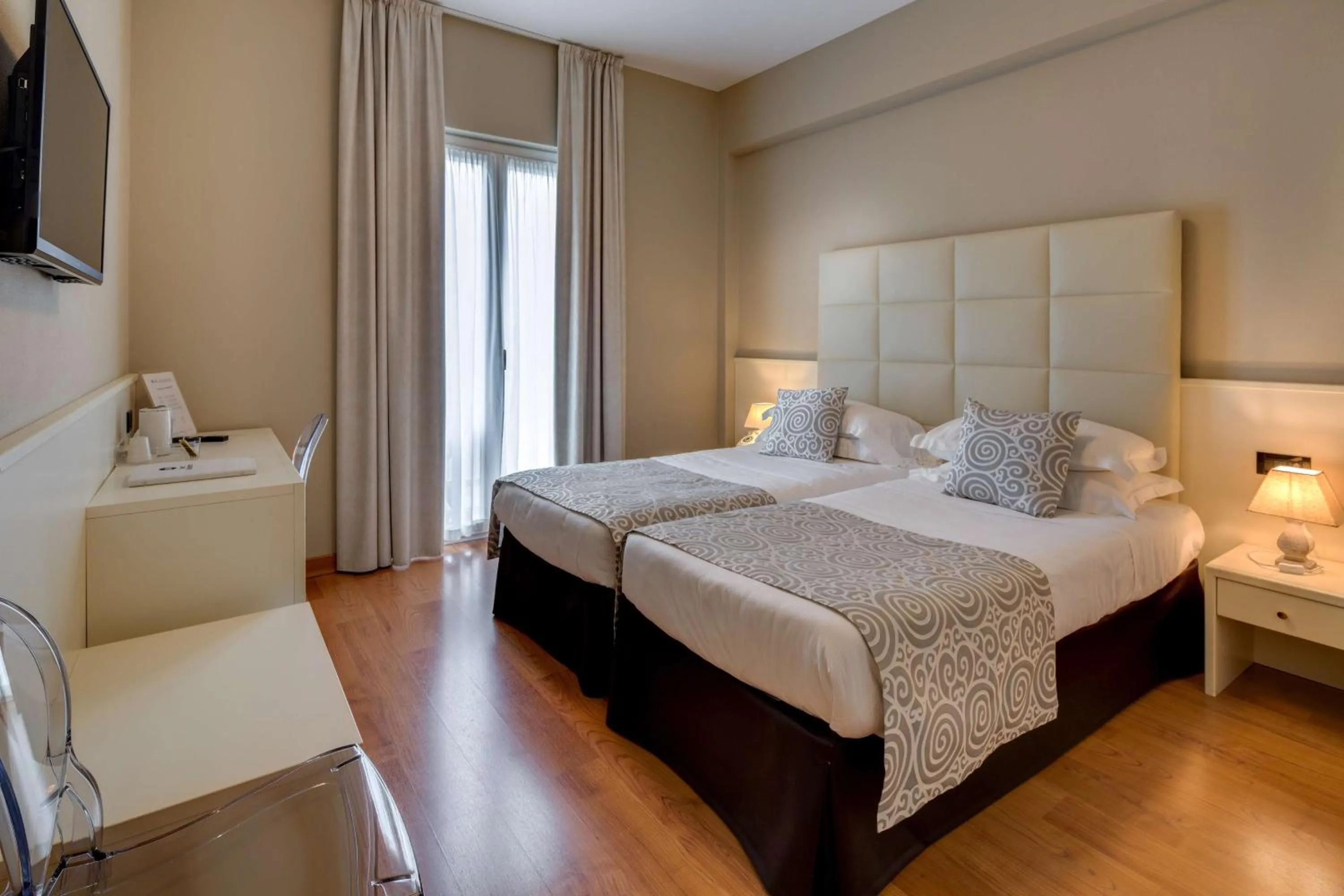 Photo of the whole room, Bed in Hotel Nuovo