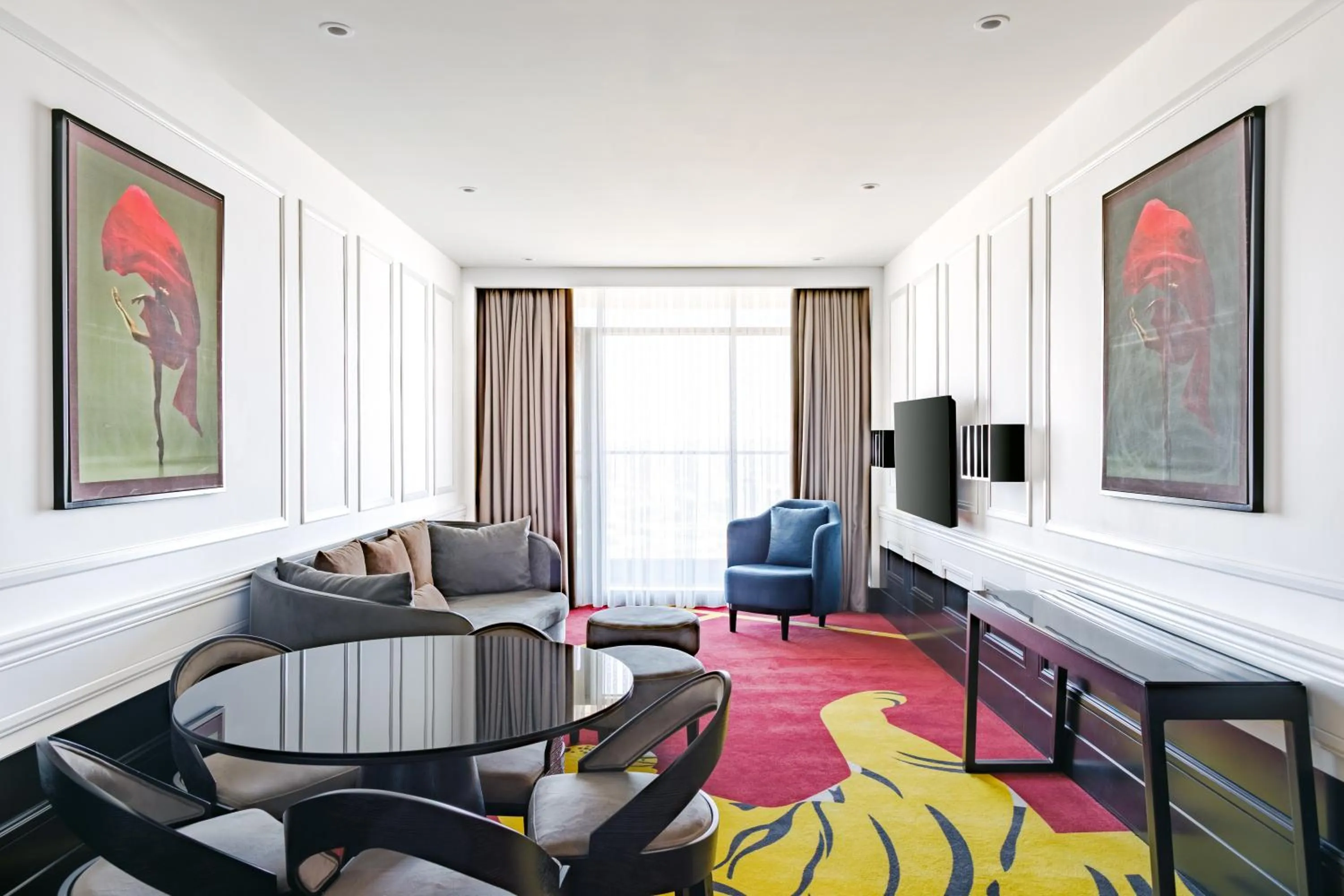 TV and multimedia in Mercure Baku City