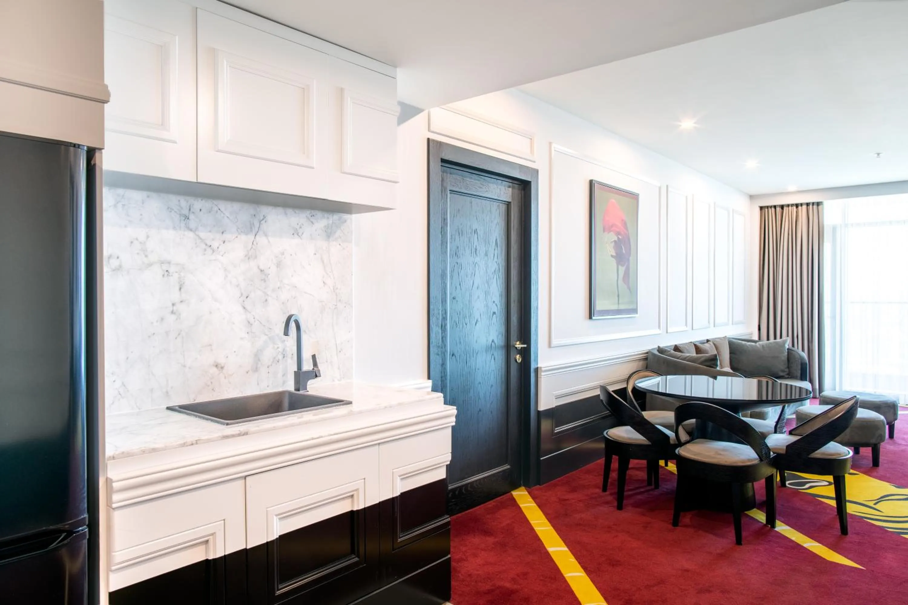 Kitchen or kitchenette in Mercure Baku City