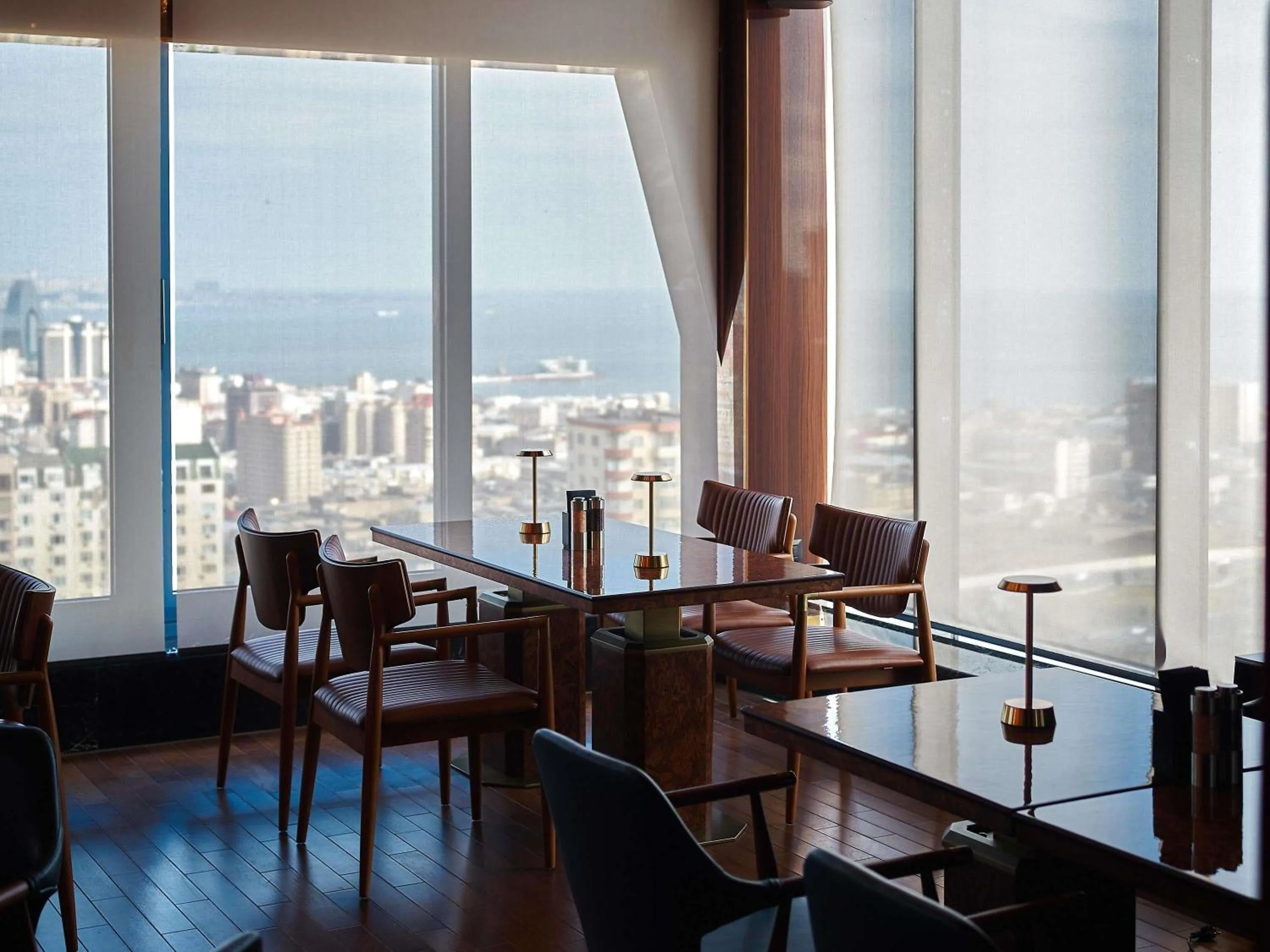 Restaurant/places to eat in Mercure Baku City