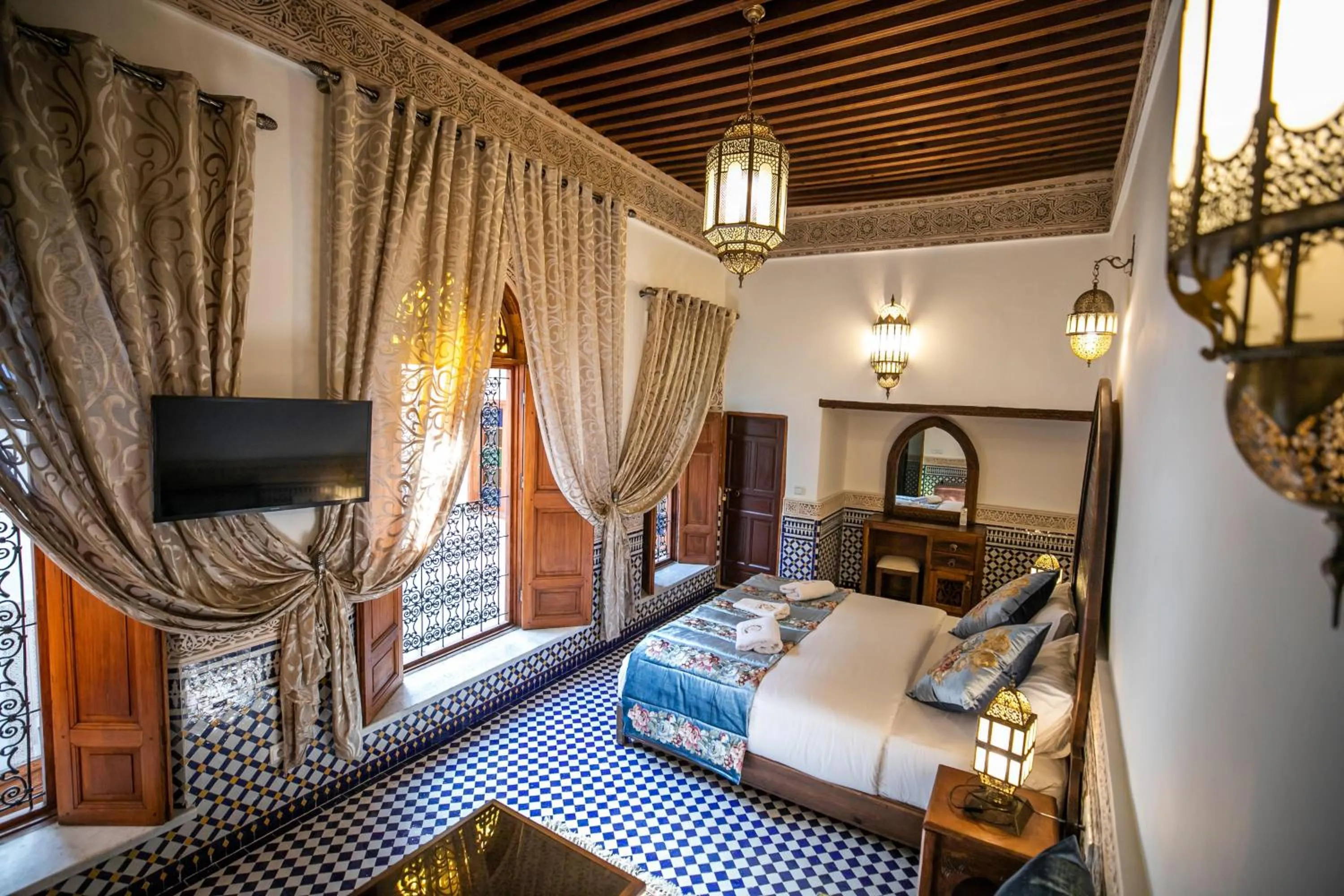 Photo of the whole room, Bed in Riad Sidrat Fes