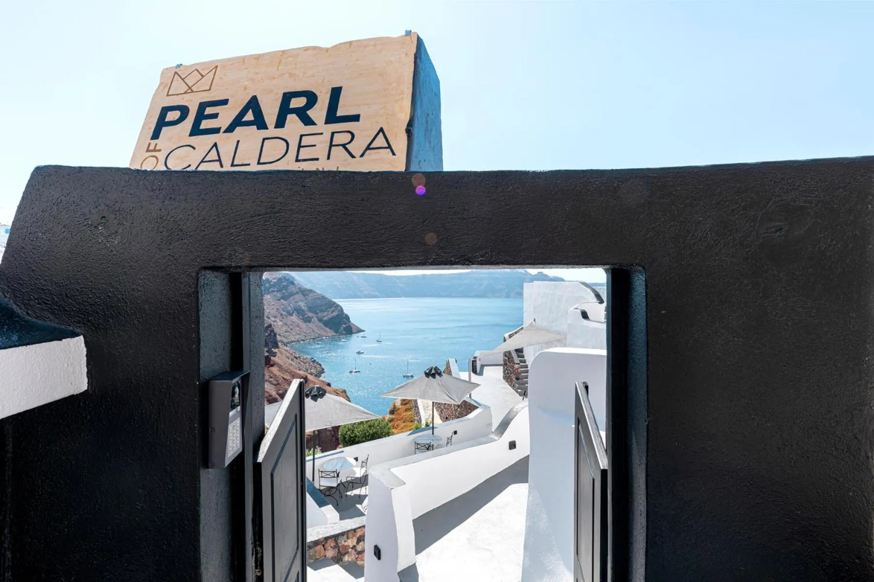 Property building in Pearl of Caldera Oia - Boutique Hotel by Pearl Hotel Collection