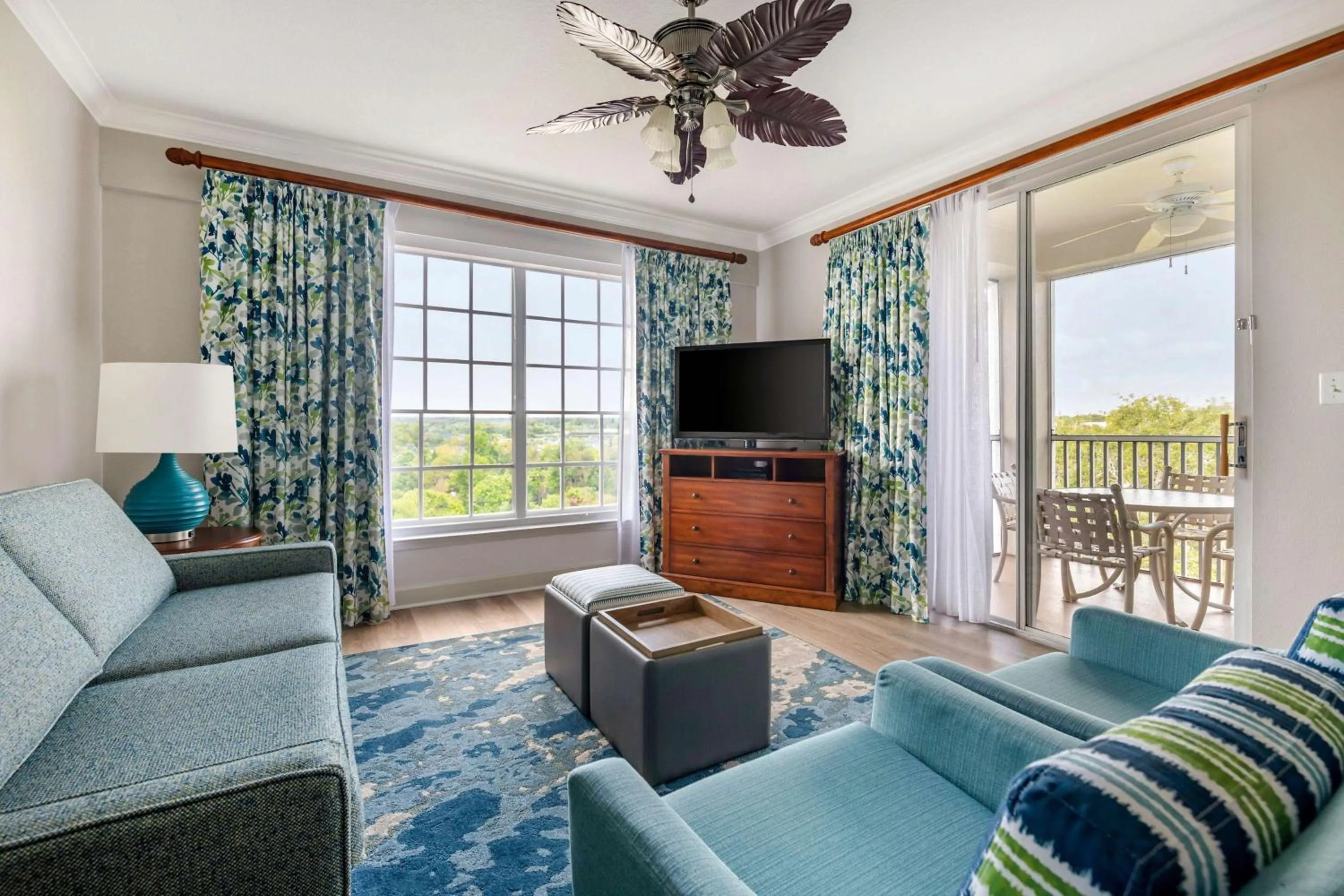 Living room in Hilton Vacation Club Grande Villas Orlando