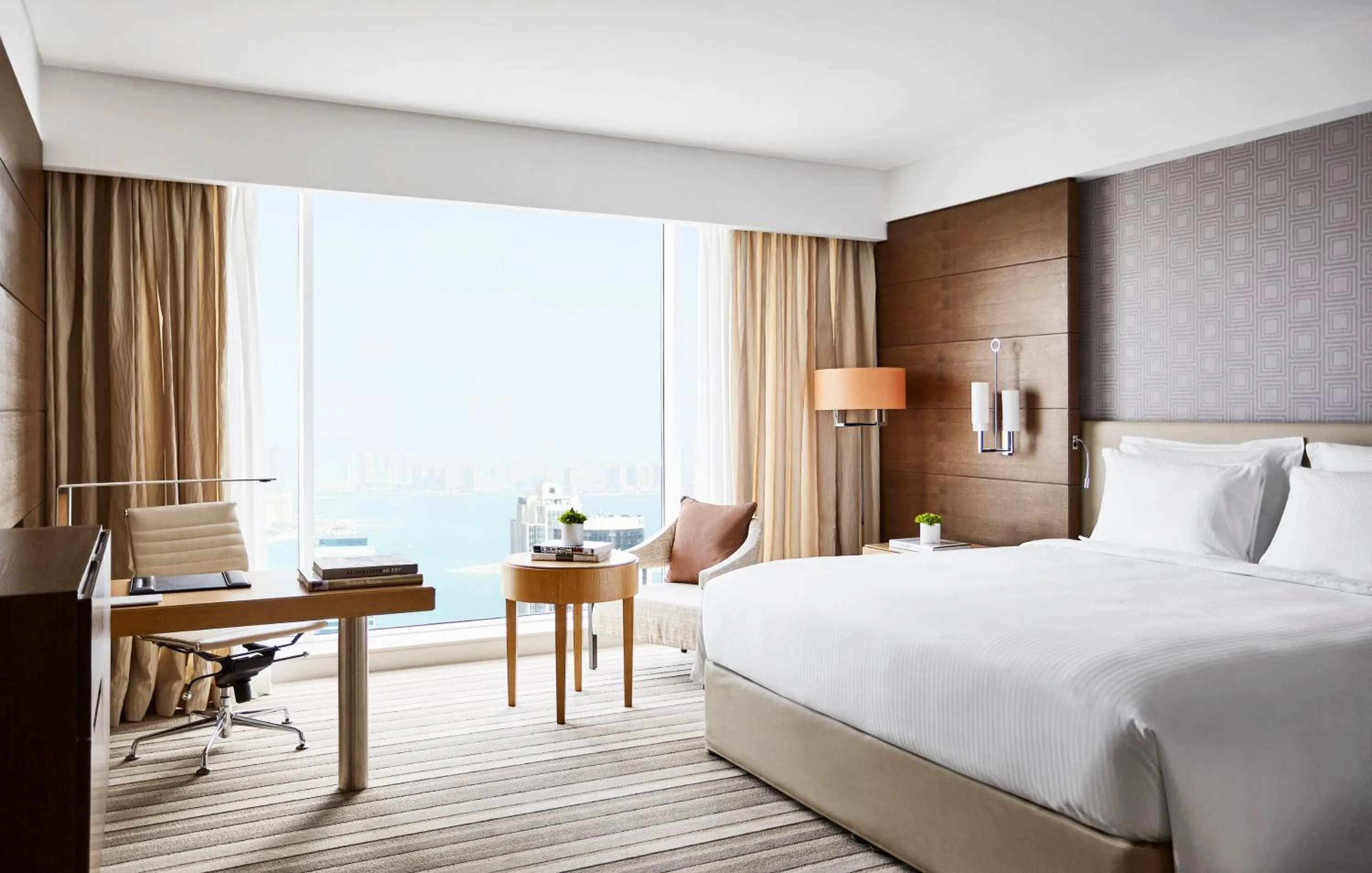 Property building, Bed in Pullman Doha West Bay