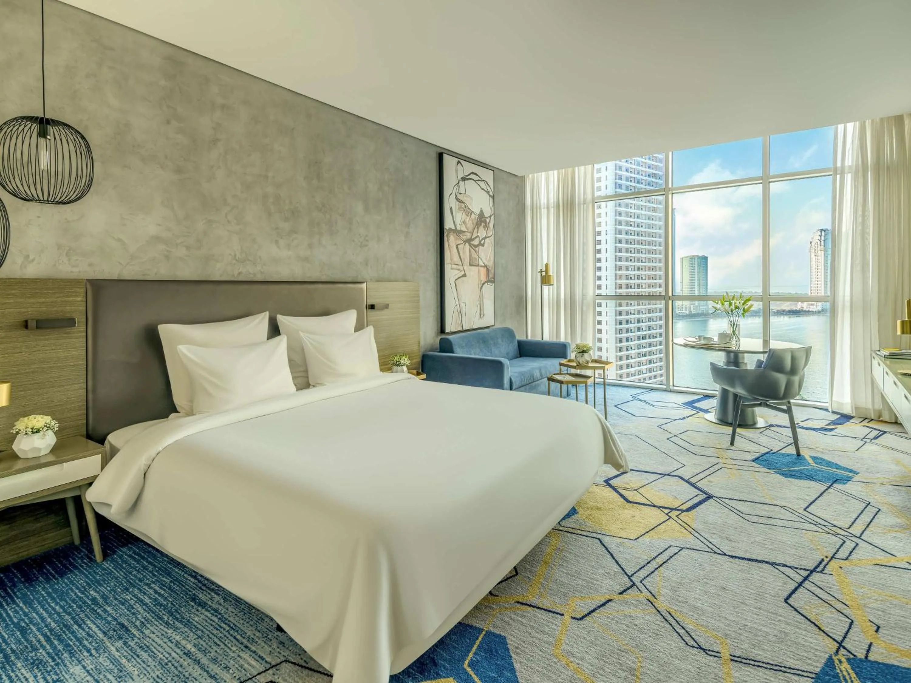 Bedroom, Bed in Pullman Sharjah