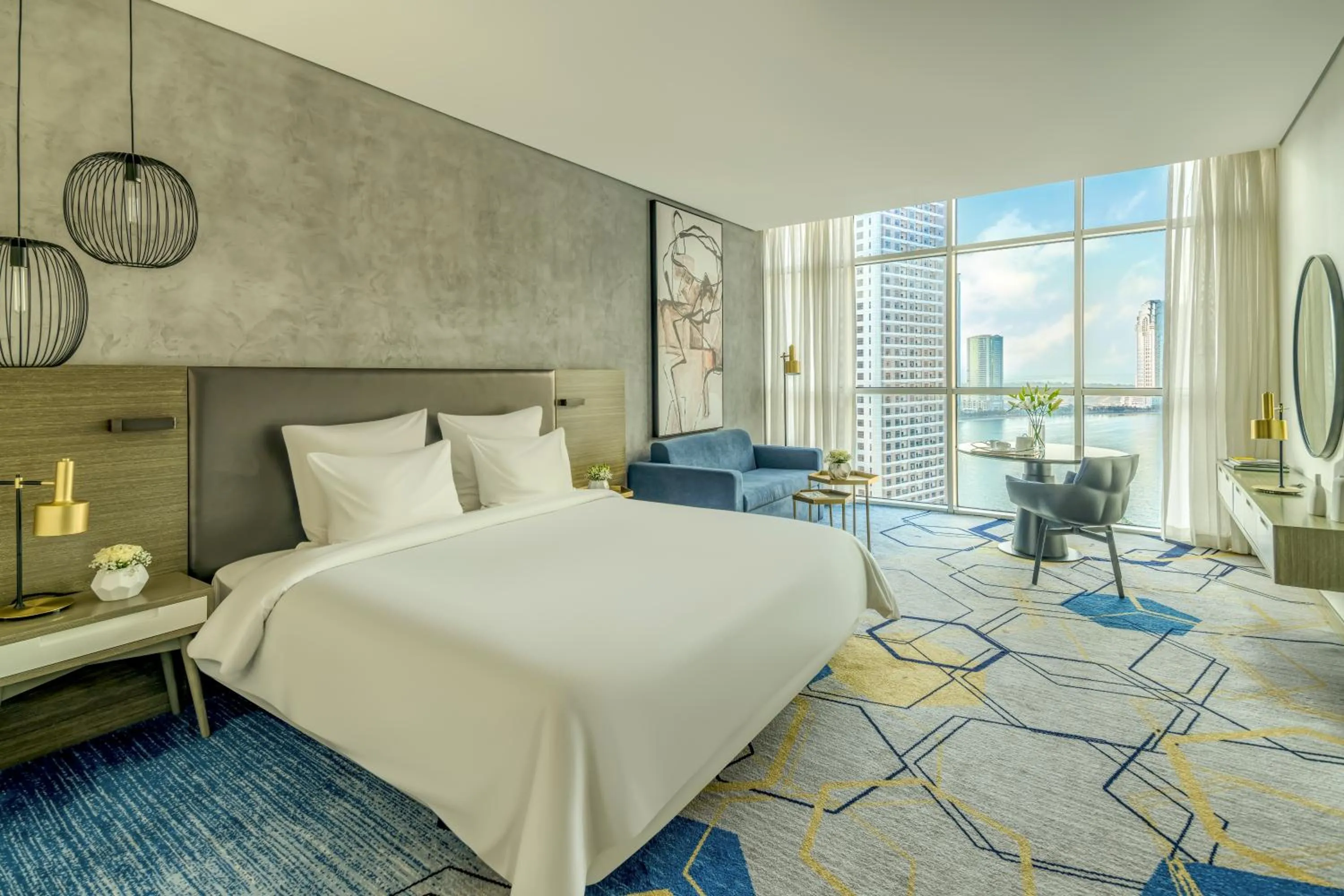 Photo of the whole room, Bed in Pullman Sharjah