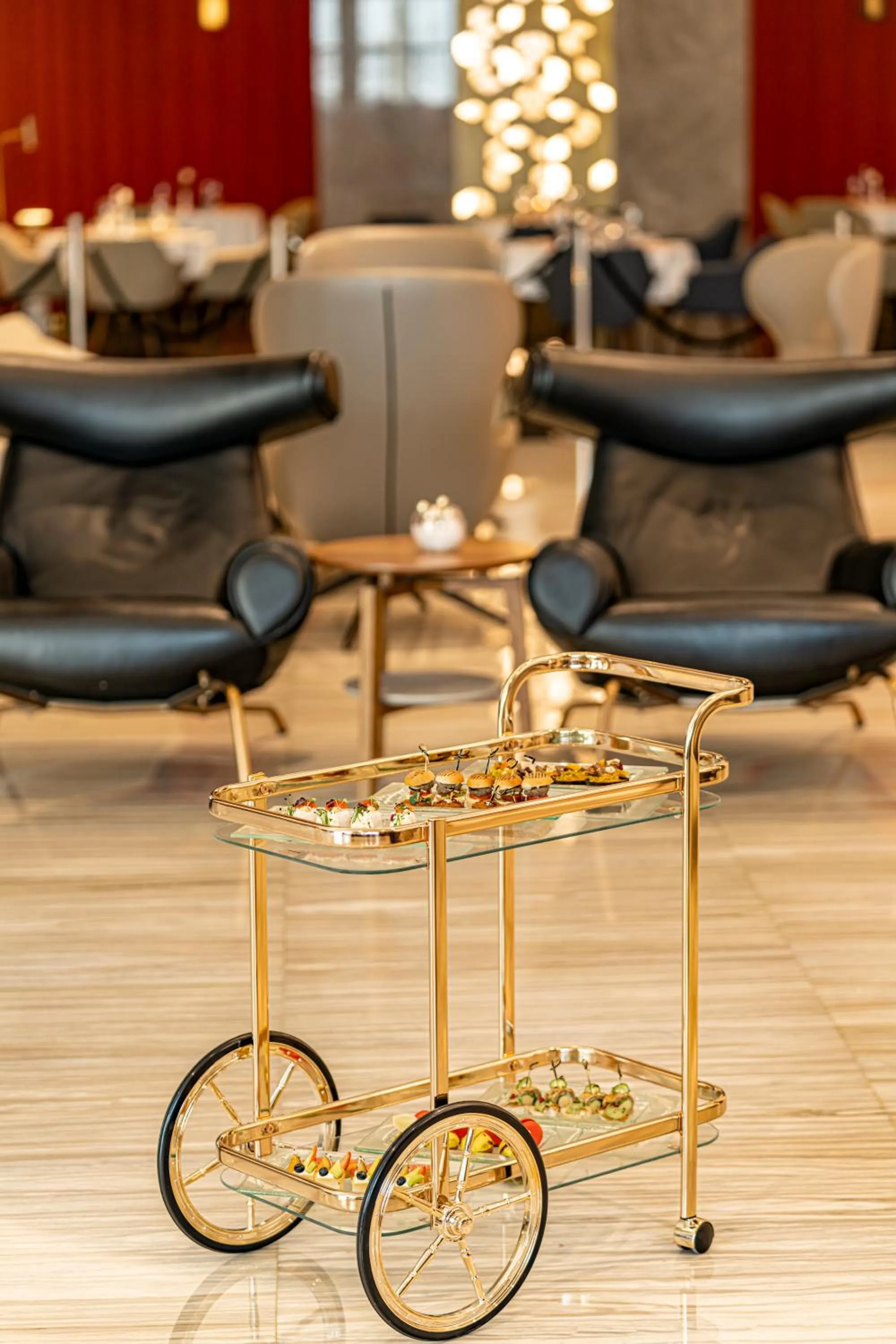 Restaurant/places to eat in Pullman Sharjah