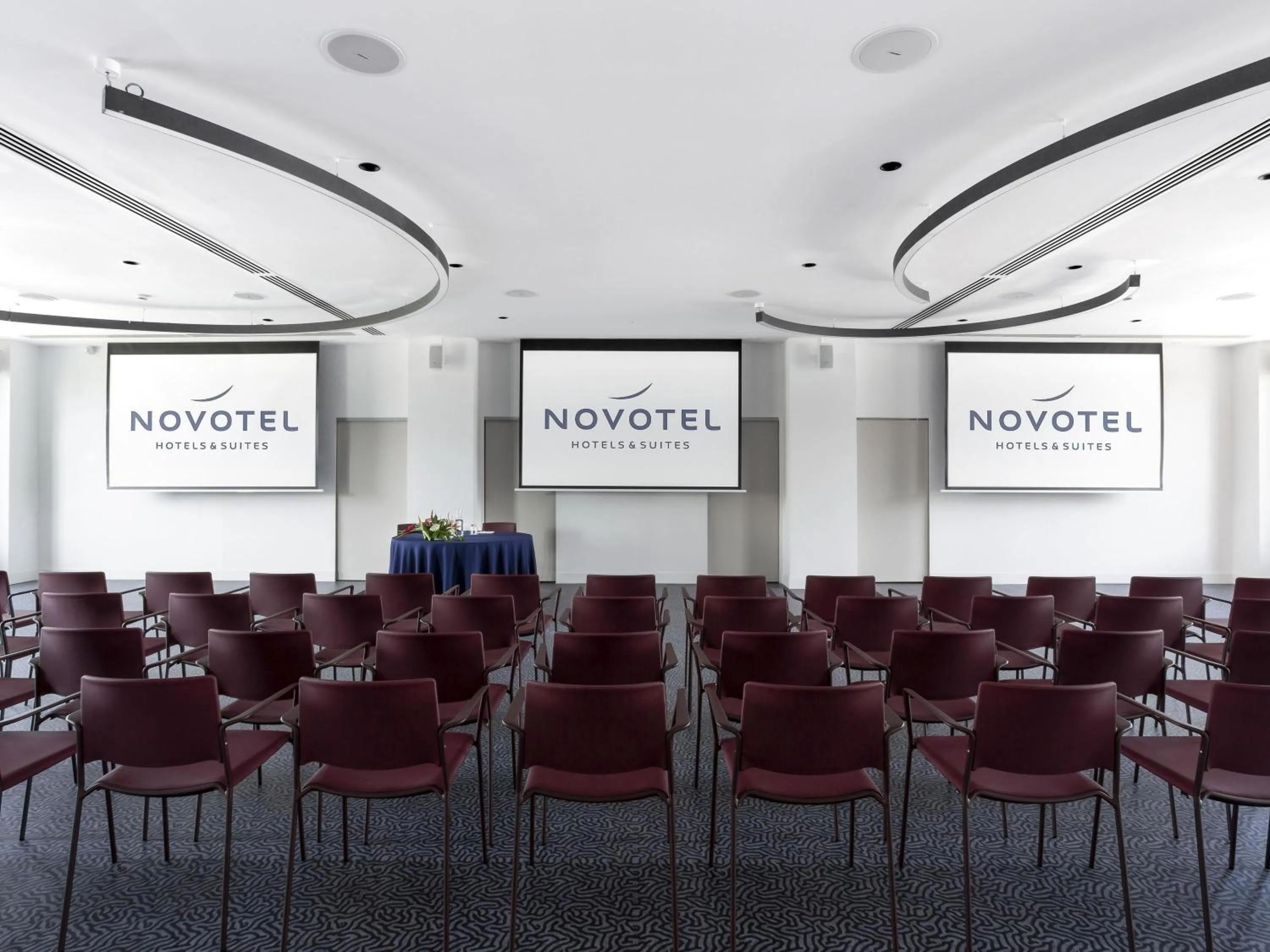 Meeting/conference room in Novotel Convention And Spa