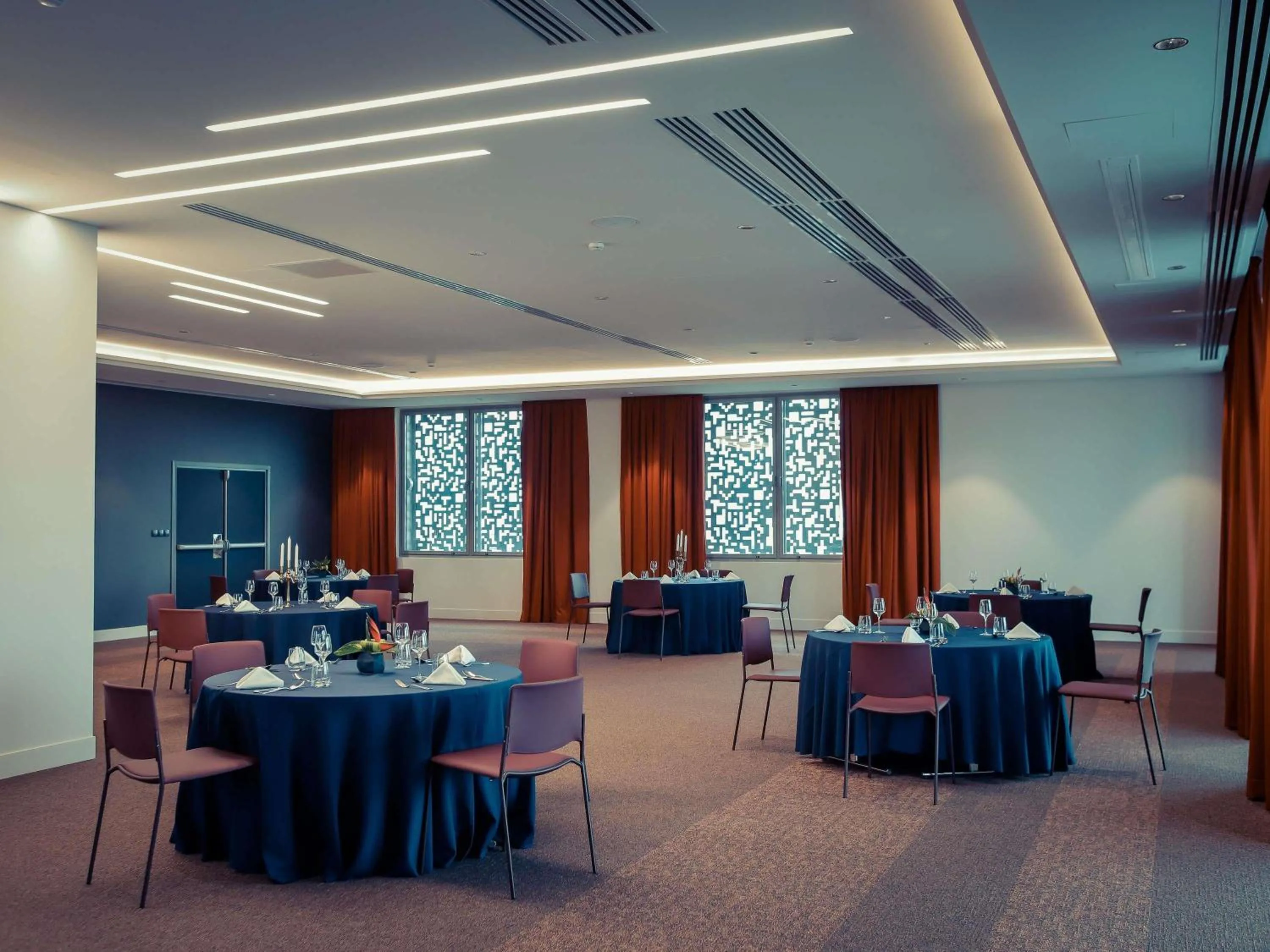Meeting/conference room in Novotel Convention And Spa