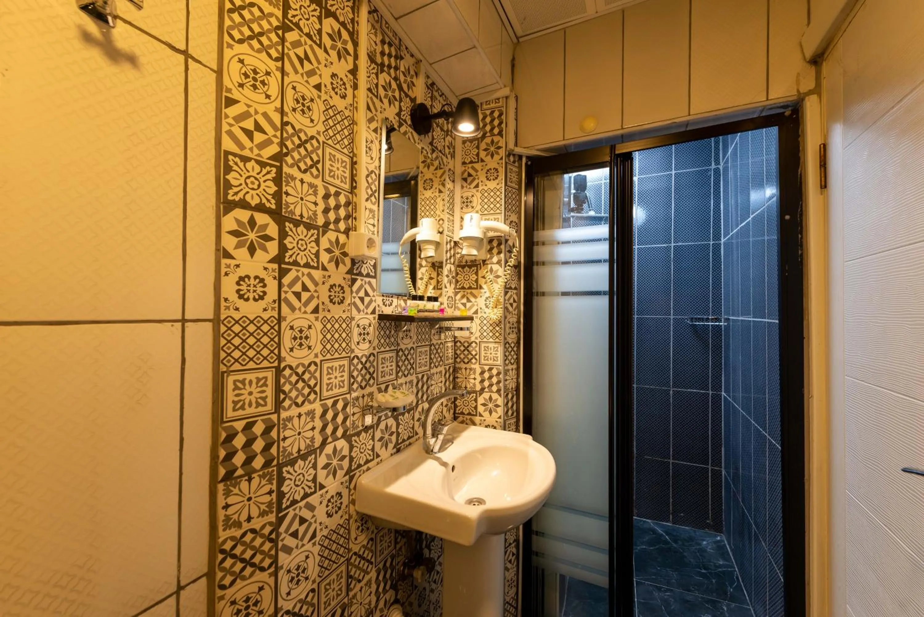 Bathroom in Stone Hause Küçük Ayasofya Mah