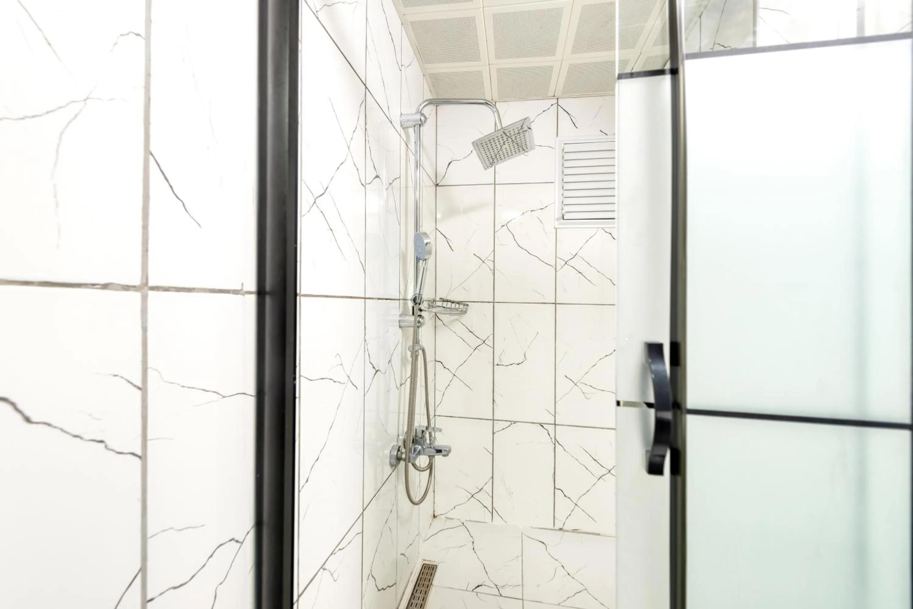 Shower in Stone Hause Küçük Ayasofya Mah