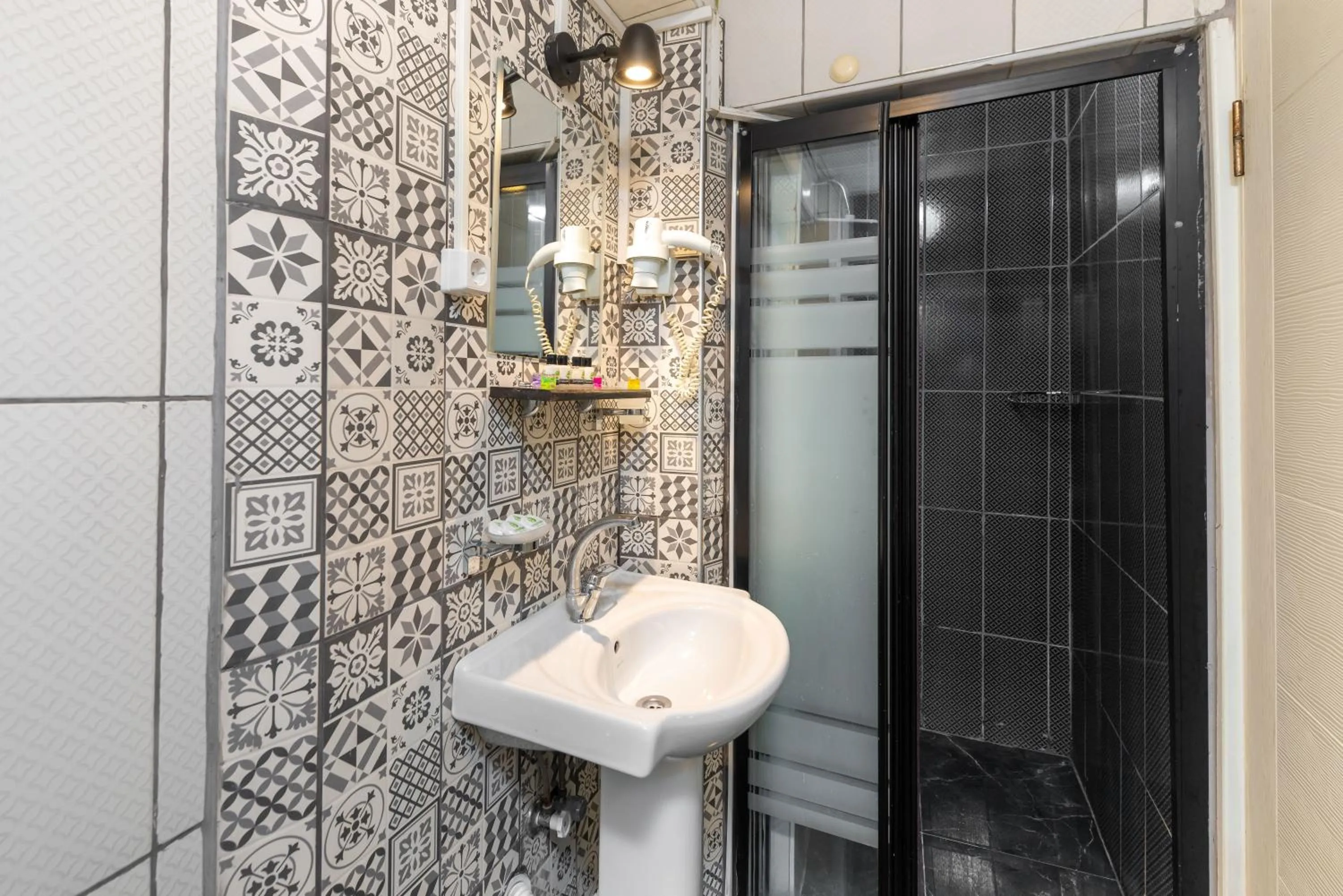 Bathroom in Stone Hause Küçük Ayasofya Mah